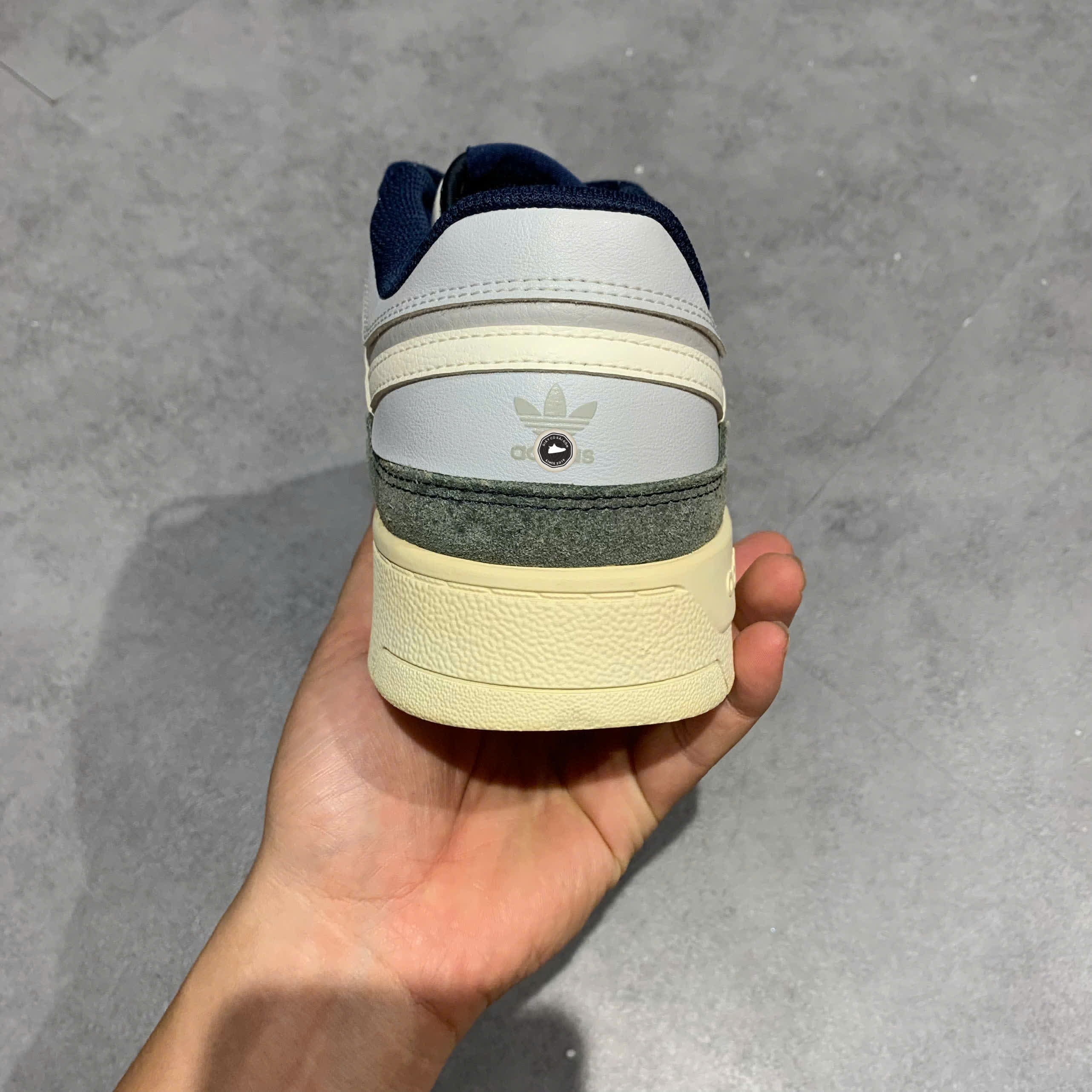 ADIDAS DROP STEP LOW 'OFF WHITE HALO BLUE' HQ7119 SIZE 43 1/3 GIÀY 2HAND CHÍNH HÃNG PVN20448