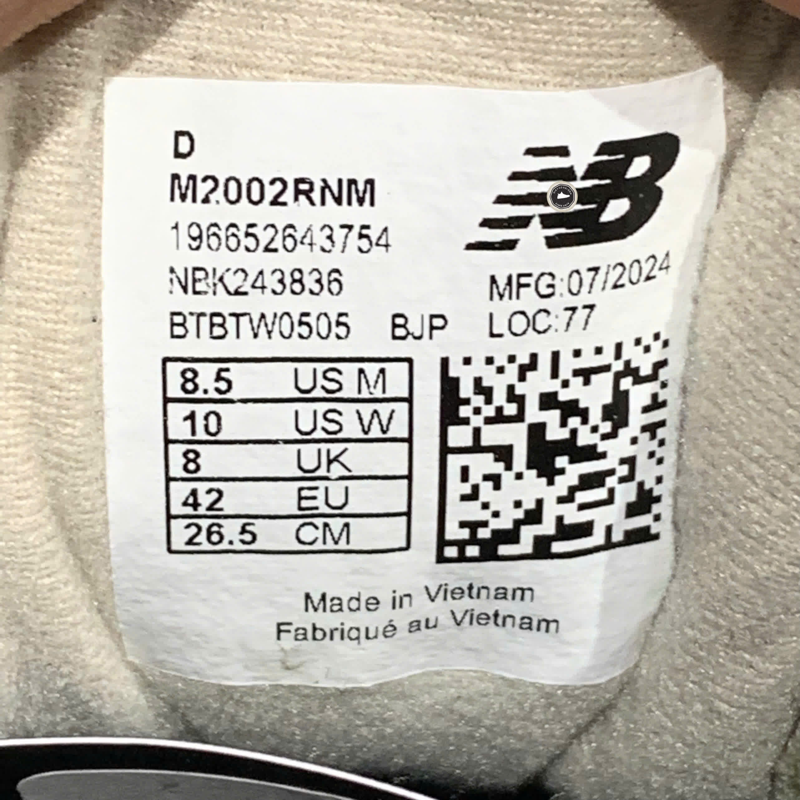 New Balance 2002R Shadow Grey M2002RNM SIZE 42 GIÀY 2HAND CHÍNH HÃNG PVN21017