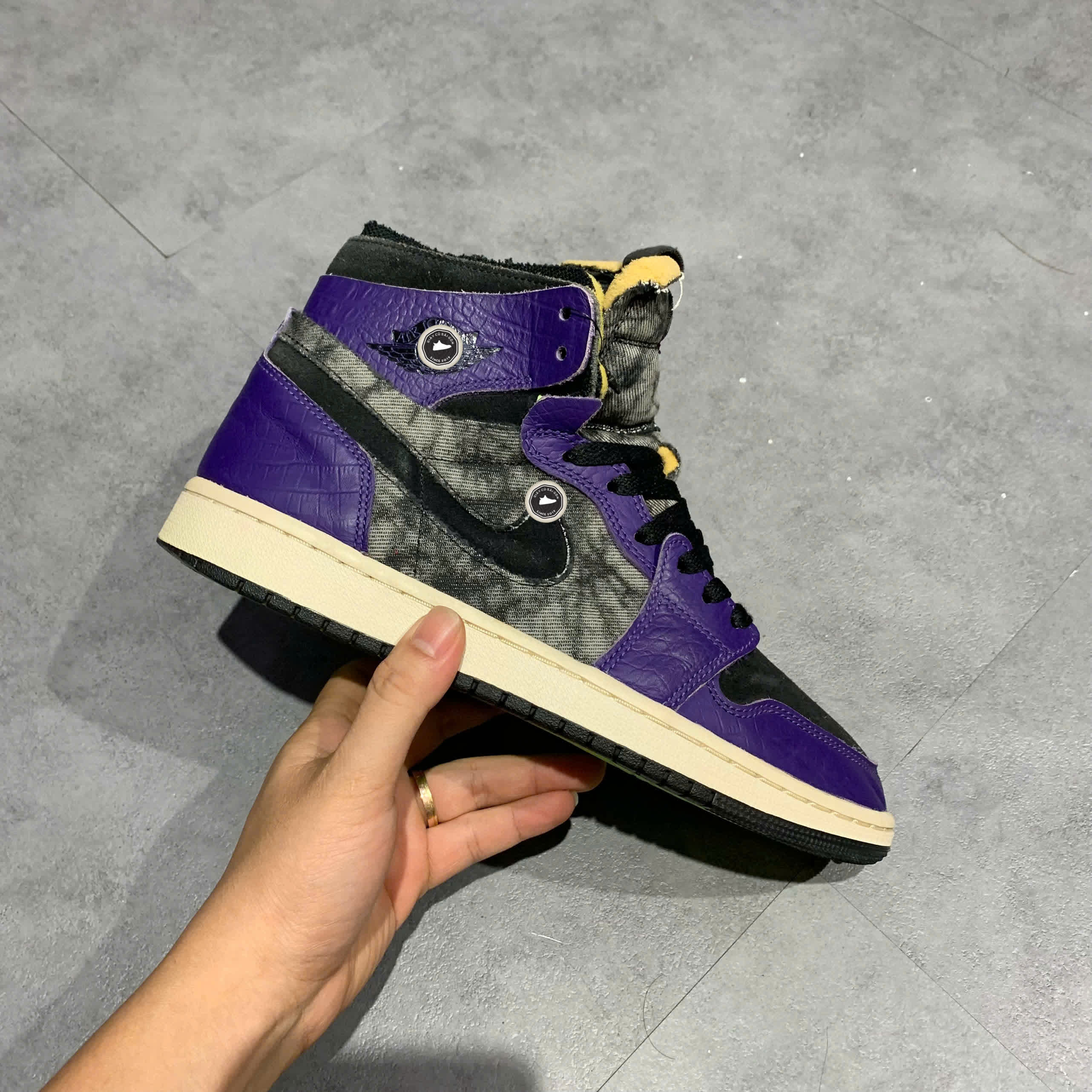 JORDAN 1 HIGH ZOOM AIR CMFT BAYOU BOYS DC2133 500 SIZE 42 GIÀY 2HAND CHÍNH HÃNG PVN20450