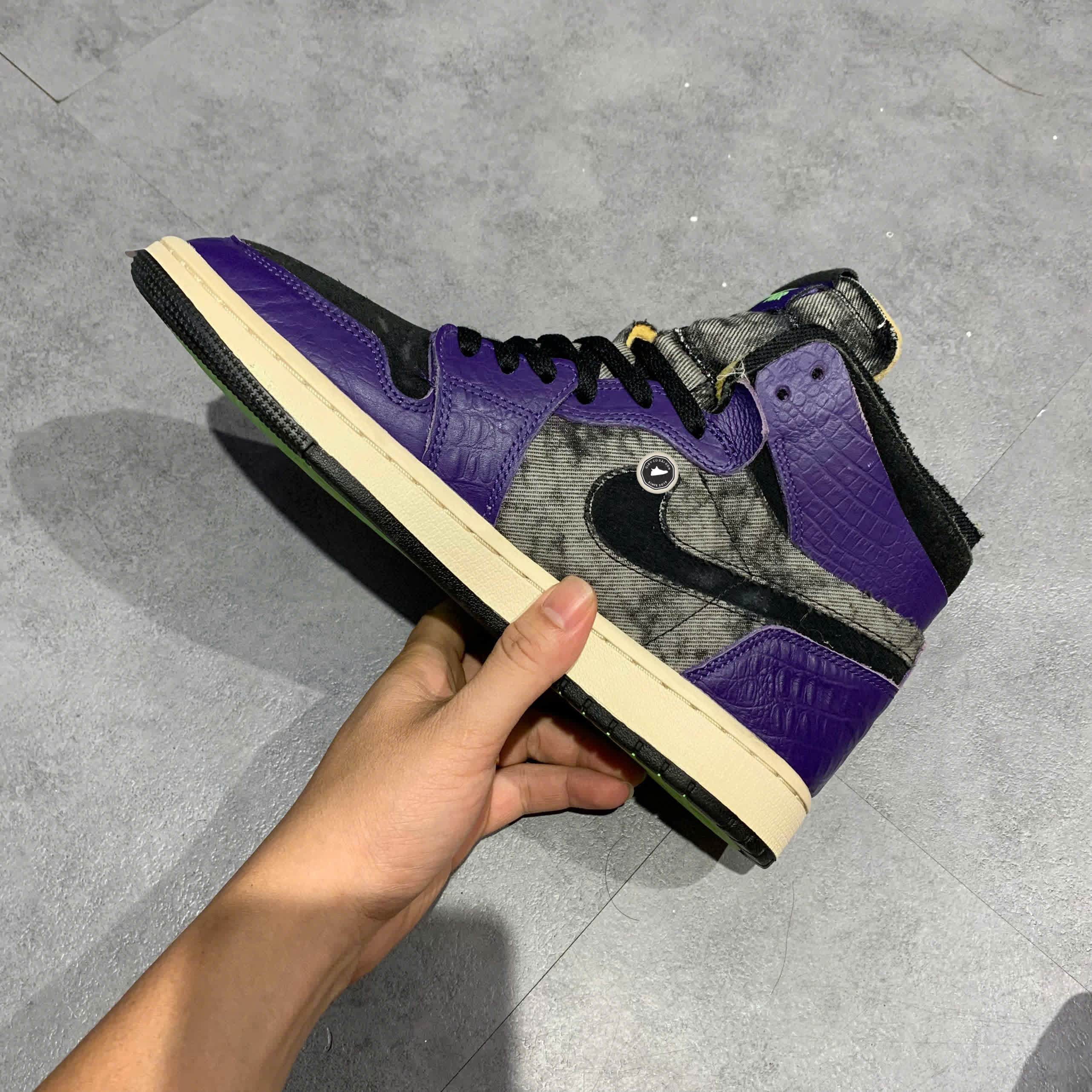 JORDAN 1 HIGH ZOOM AIR CMFT BAYOU BOYS DC2133 500 SIZE 42 GIÀY 2HAND CHÍNH HÃNG PVN20450