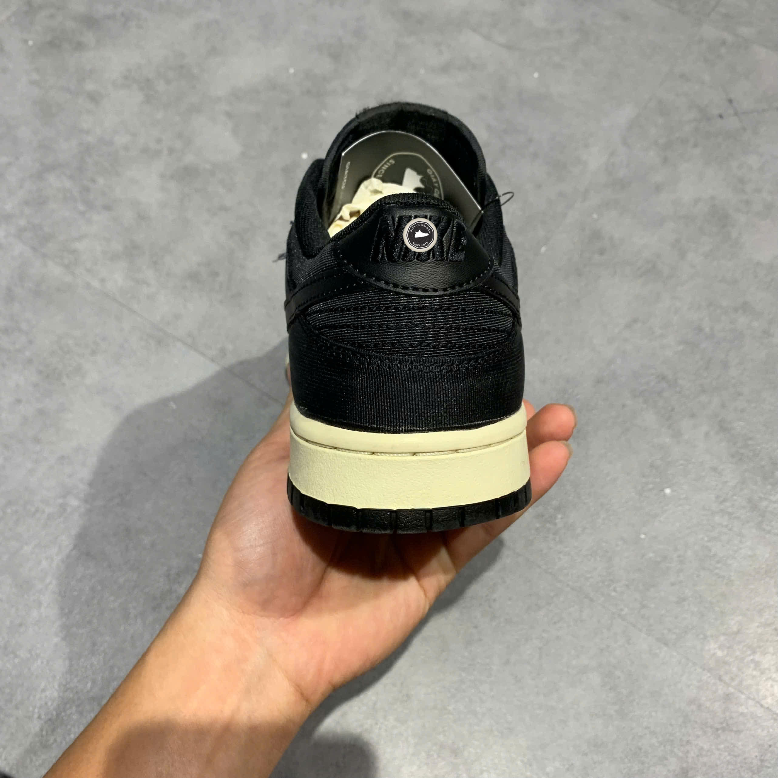 NIKE DUNK LOW BLACK CANVAS DV7211 001 SIZE 42.5 GIÀY 2HAND CHÍNH HÃNG PVN20538