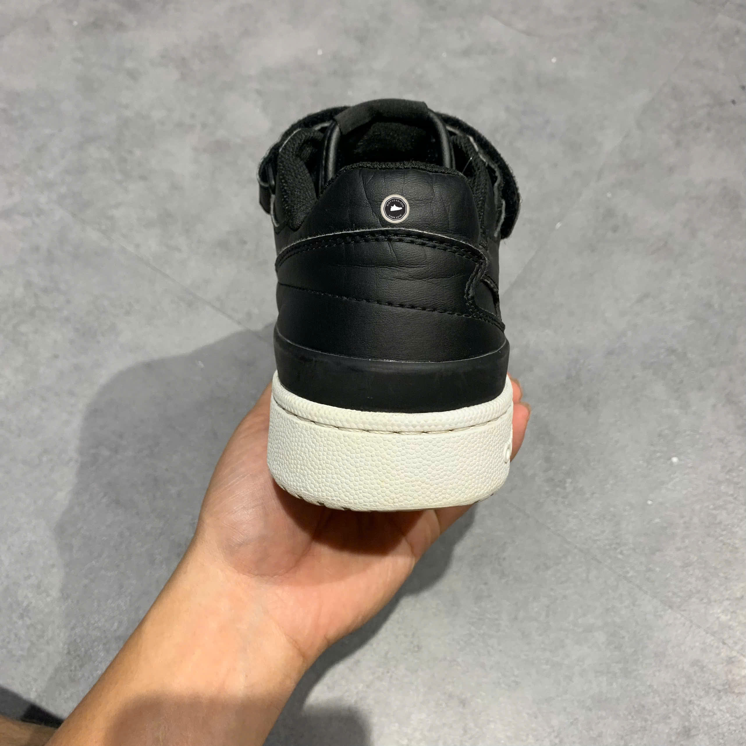 ADIDAS ORIGINALS FORUM LO 'BLACK WHITE' CG7135 SIZE 42 GIÀY 2HAND CHÍNH HÃNG PVN20498