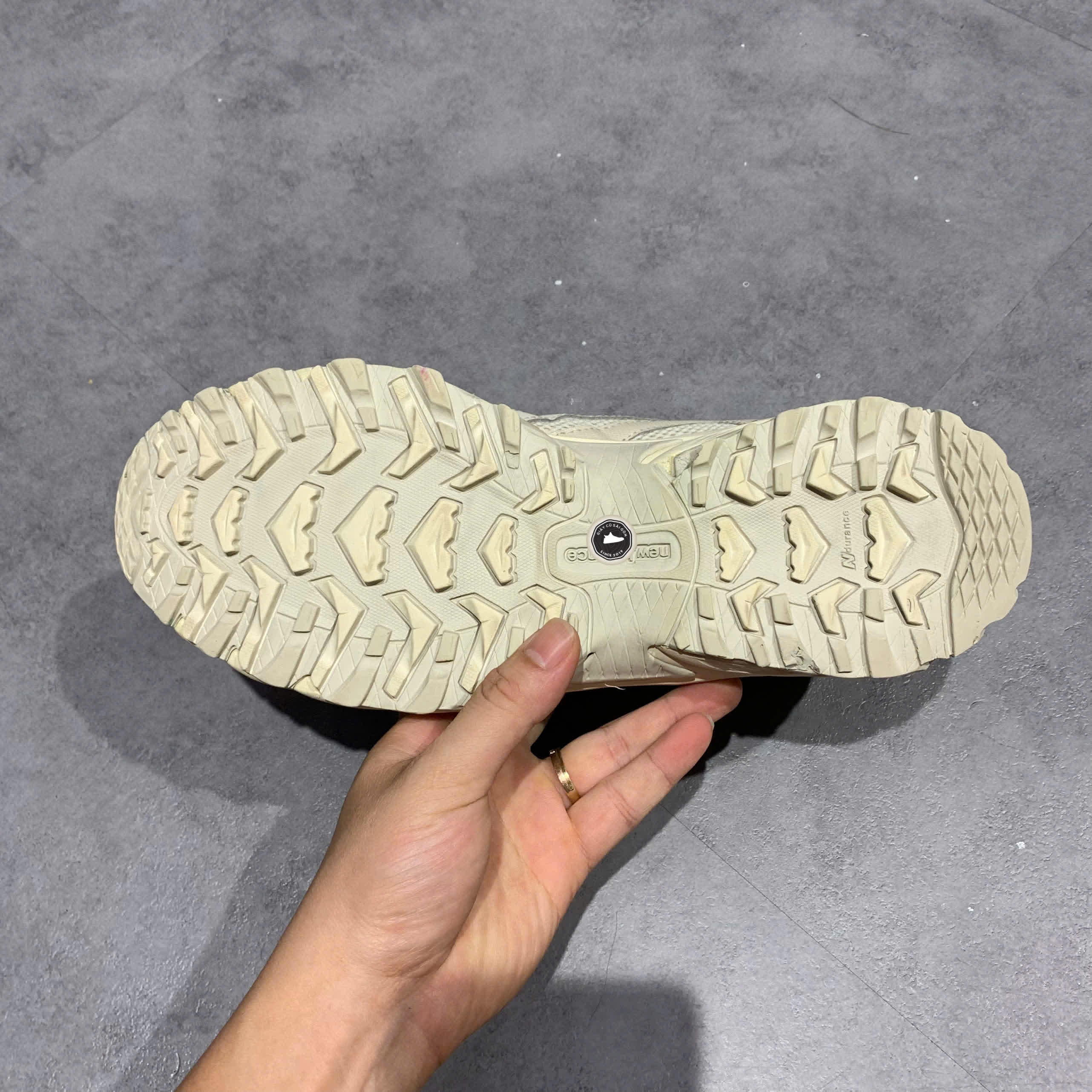 New Balance 610 'Timberwolf Moonbeam' ML610TBC SIZE 42.5 GIÀY 2HAND CHÍNH HÃNG PVN21024