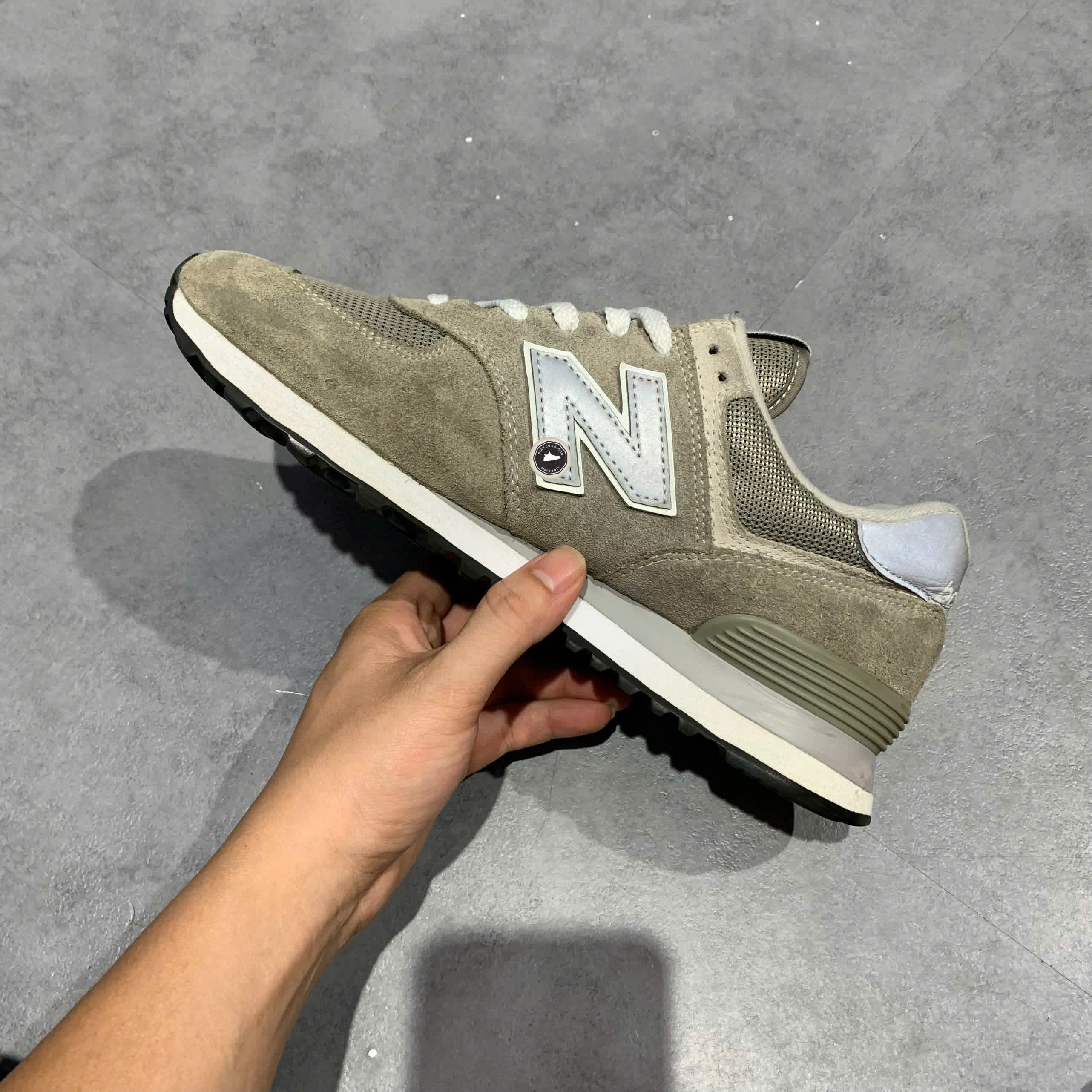 New Balance 574 Core Grey ML574EGG SIZE 42 GIÀY 2HAND CHÍNH HÃNG PVN21030