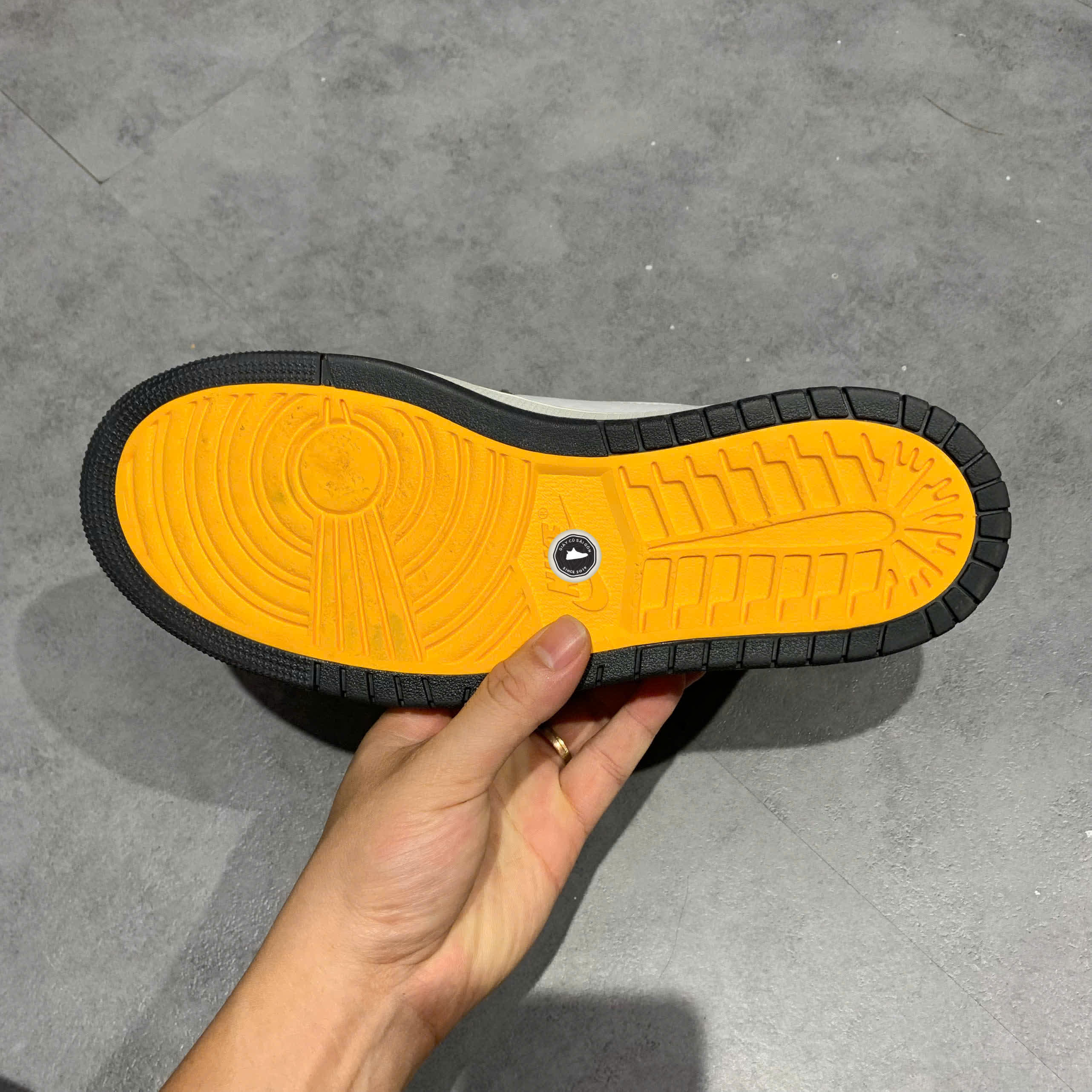 Air Jordan 1 High Zoom Comfort 'Multi-Color' CT0978 016 SIZE 42 GIÀY 2HAND CHÍNH HÃNG PVN20445