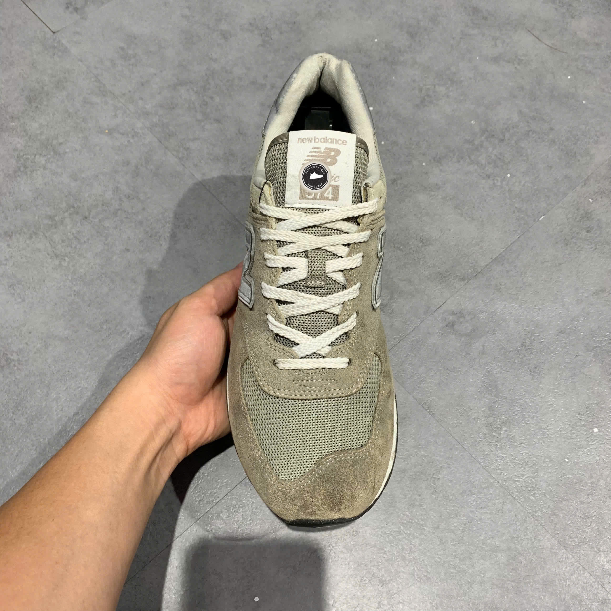 New Balance 574 Core Grey ML574EVG SIZE 42 GIÀY 2HAND CHÍNH HÃNG PVN20984