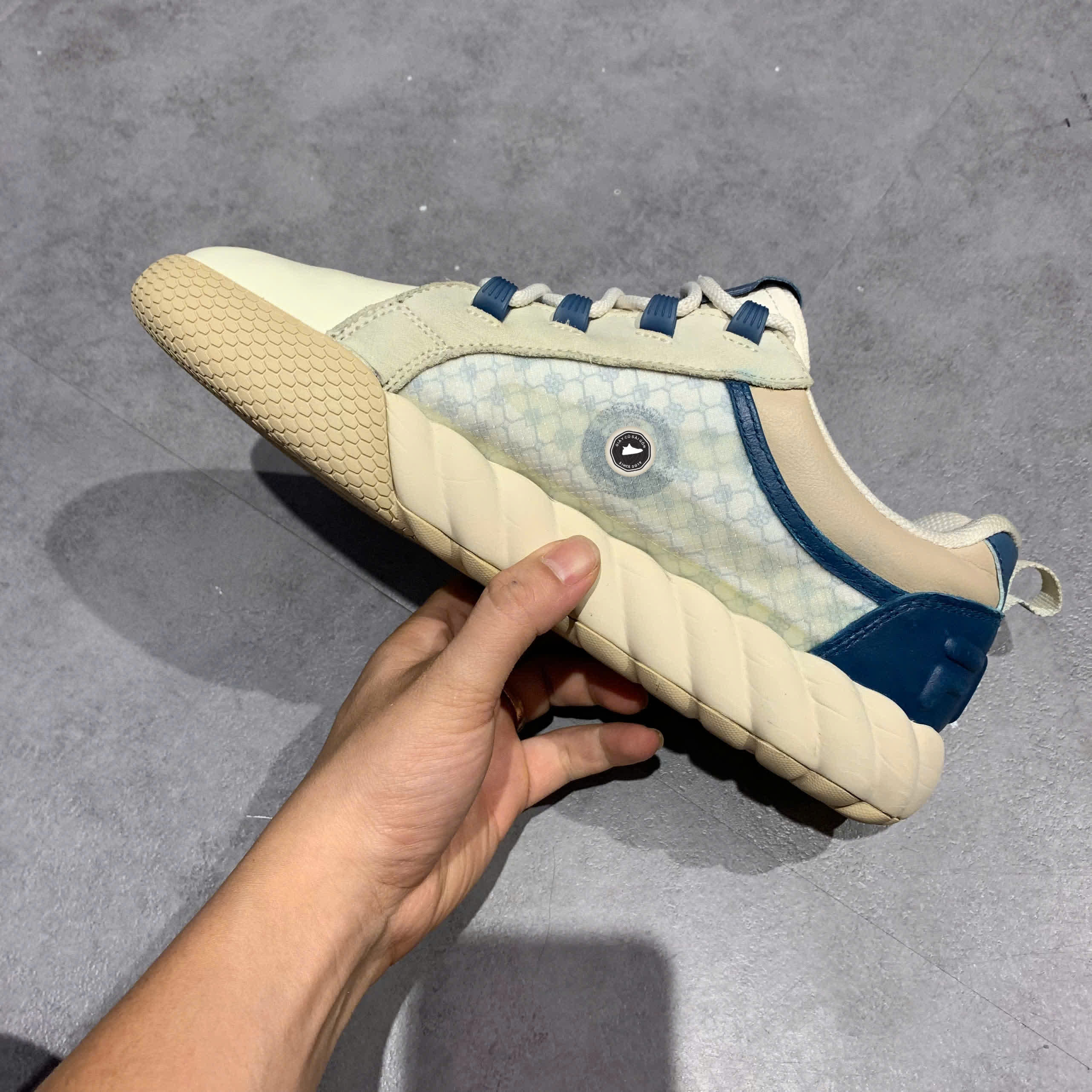 FILA CAMPO VERSAILLES Low Top Skateboard Shoes Men's White F12M423209FGM SIZE 42 GIÀY 2HAND CHÍNH HÃNG PVN20433