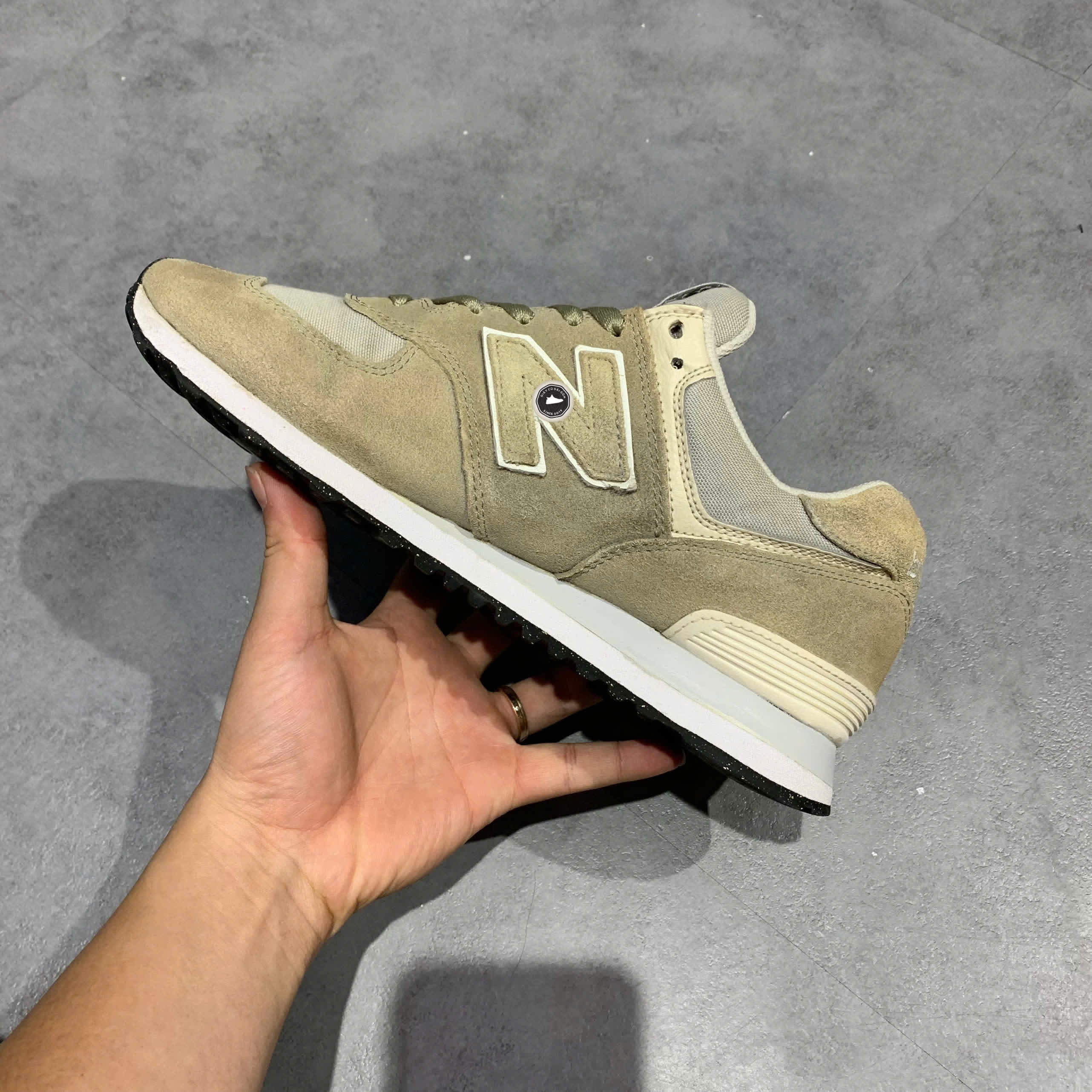 NEW BALANCE 574 'GREY SEA SALT' ML574RD2 SIZE 42 GIÀY 2HAND CHÍNH HÃNG PVN20986