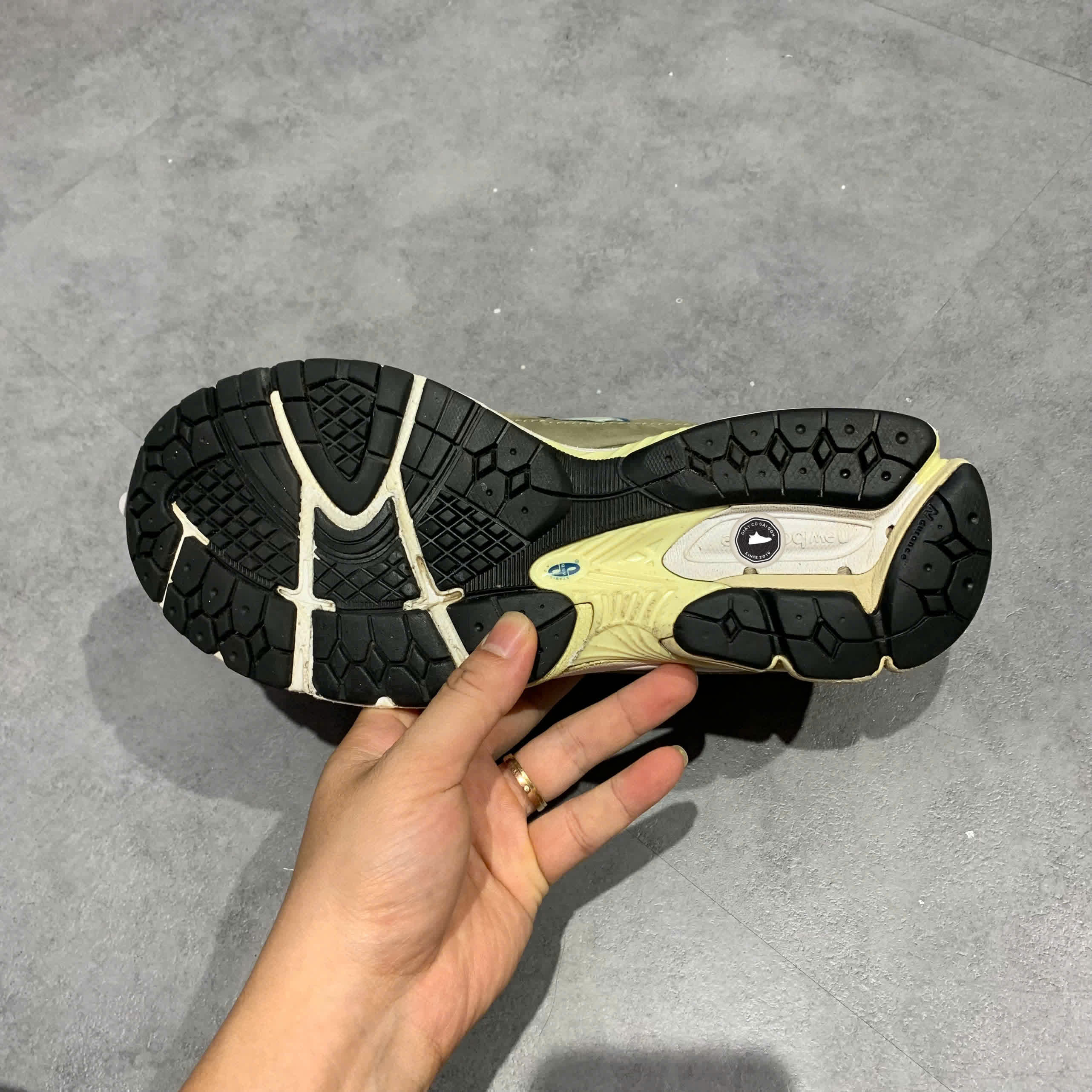 New Balance 2002R 'Grey Mallard Blue' M2002RNA SIZE 42.5 GIÀY 2HAND CHÍNH HÃNG PVN20985