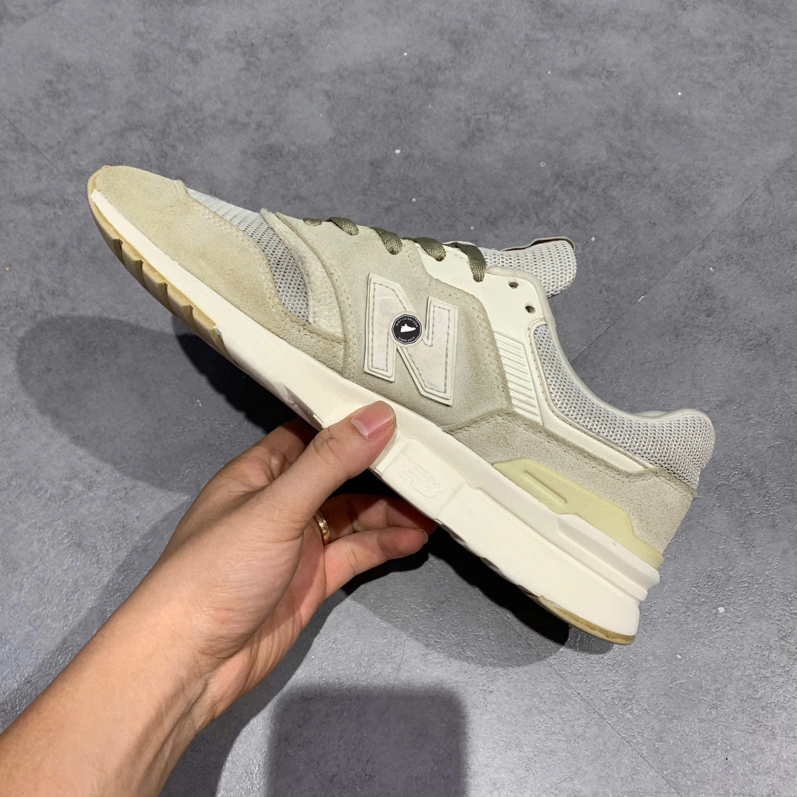 New Balance 997H 'Grey White' CM997HCB SIZE 42 GIÀY 2HAND CHÍNH HÃNG PVN21034