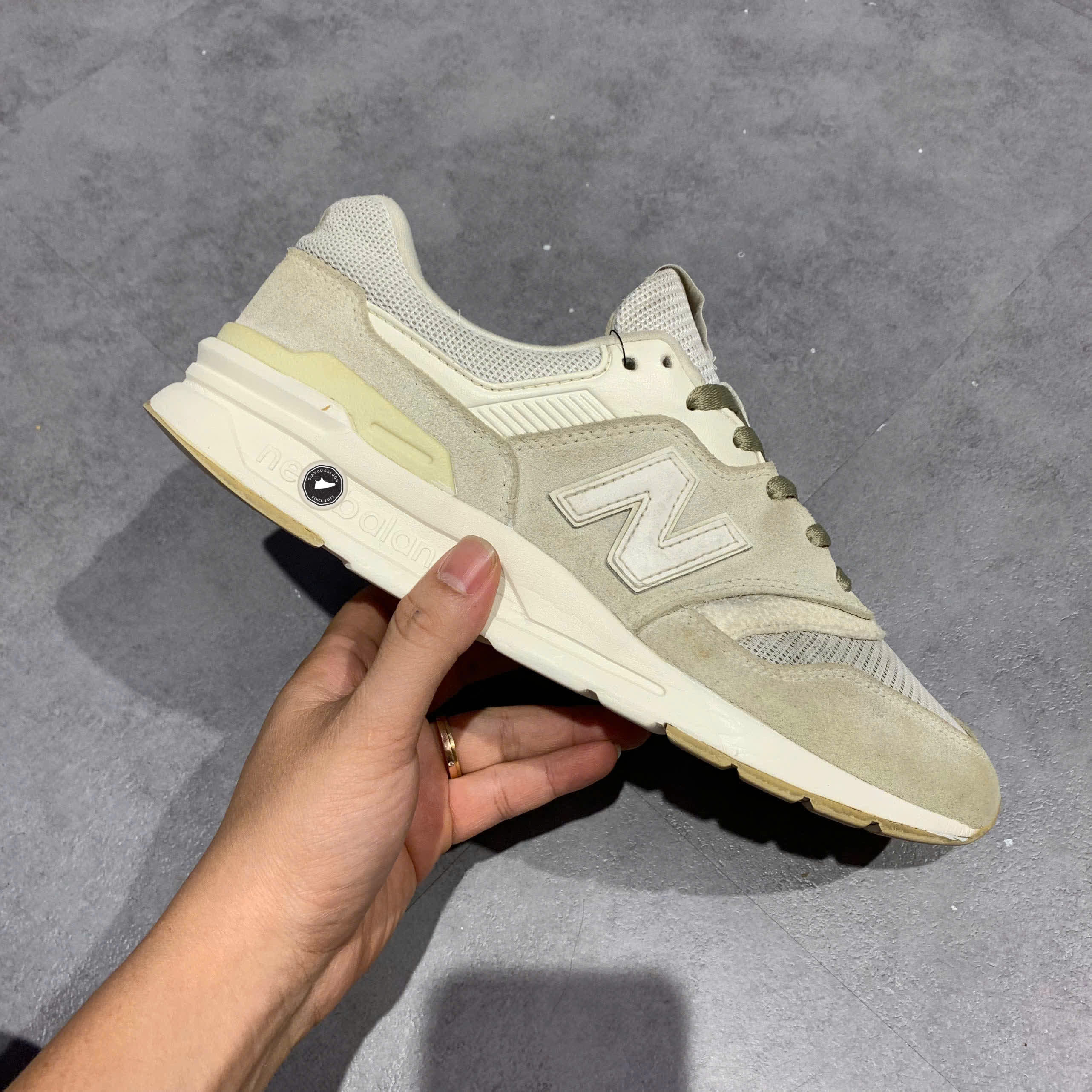 New Balance 997H 'Grey White' CM997HCB SIZE 42 GIÀY 2HAND CHÍNH HÃNG PVN21034