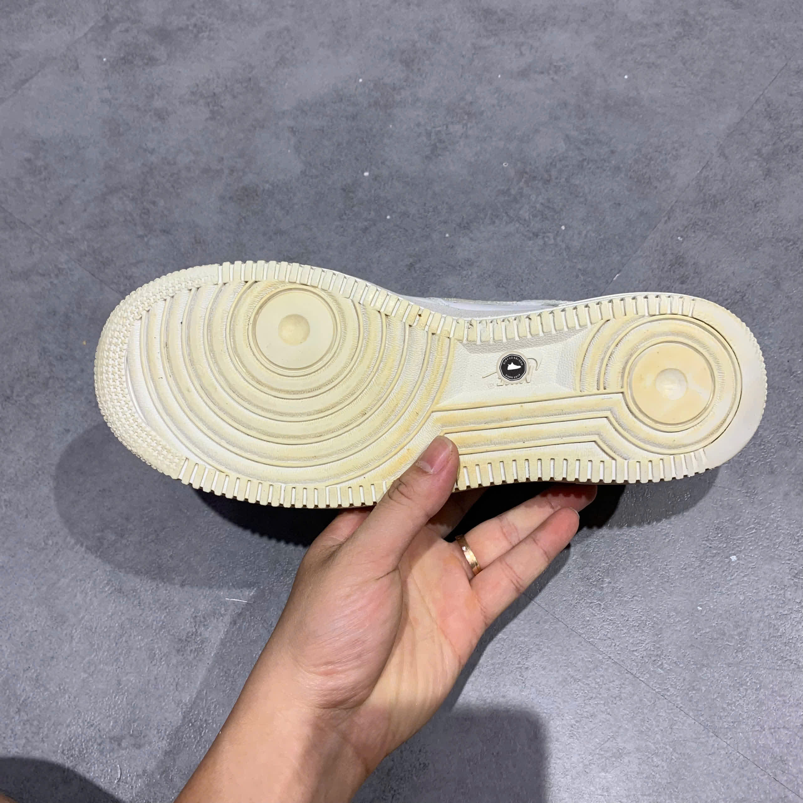 Nike Air Force 1 Low GS 'White' 314192 117 SIZE 42 GIÀY 2HAND CHÍNH HÃNG PVN20422