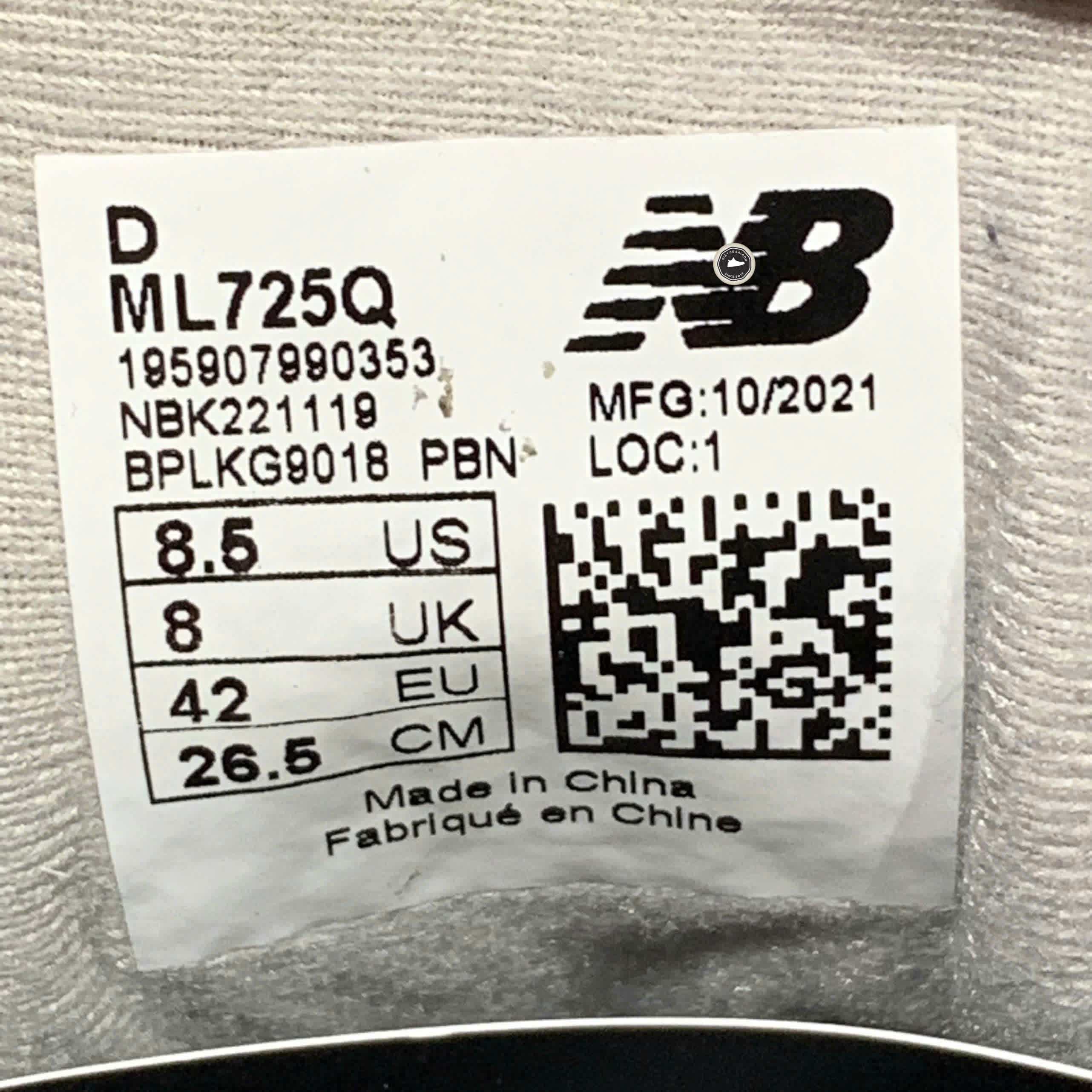 NEW BALANCE 725 'NAVY' ML725Q SIZE 42 GIÀY 2HAND CHÍNH HÃNG PVN20990