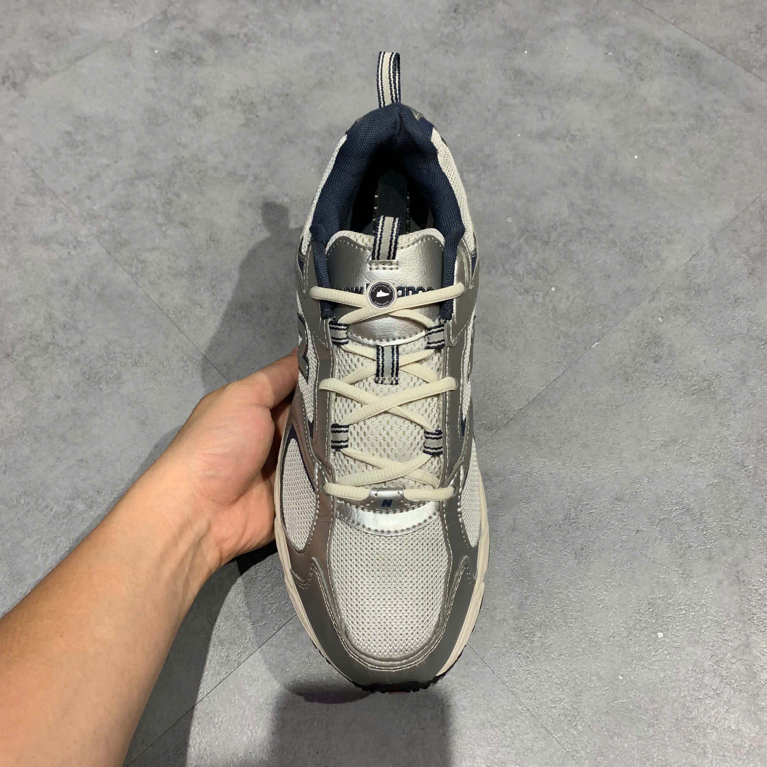 New Balance 408 Silver ML408N SIZE 44.5 GIÀY 2HAND CHÍNH HÃNG PVN21031