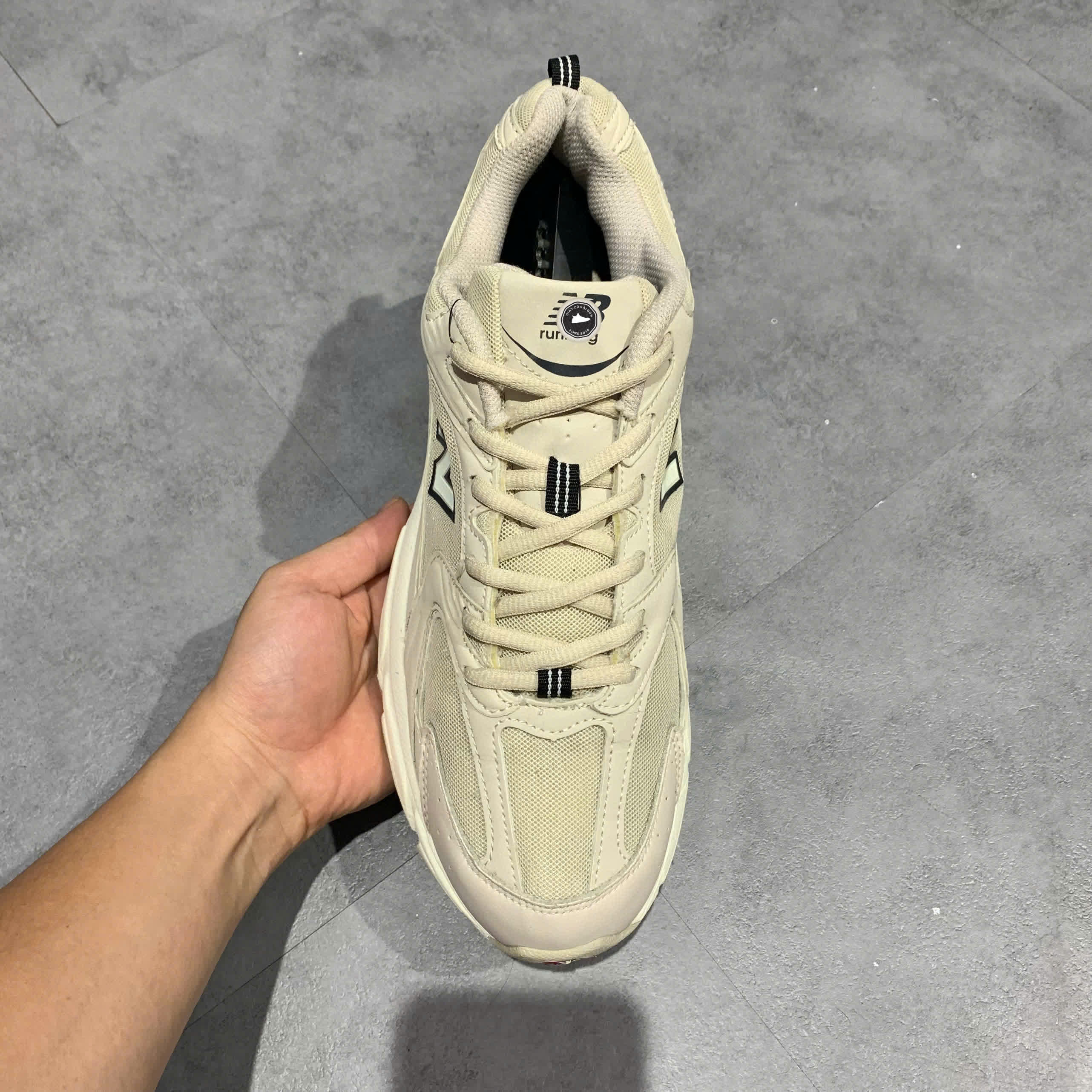 New Balance 530 Ivory MR530SH SIZE 44 GIÀY 2HAND CHÍNH HÃNG PVN20987