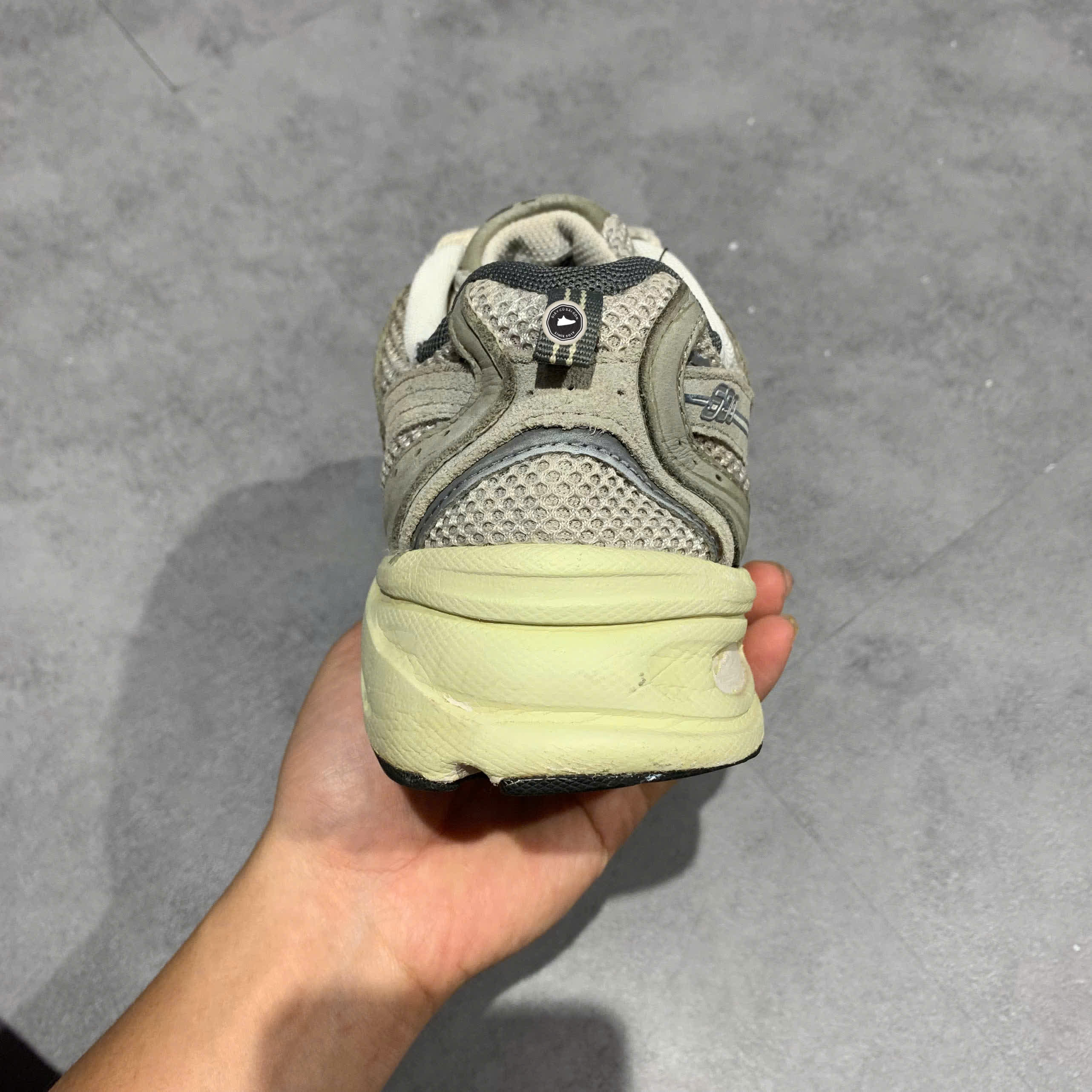 New Balance 530 Vintage Grey Matter MR530TG SIZE 43 GIÀY 2HAND CHÍNH HÃNG PVN20995