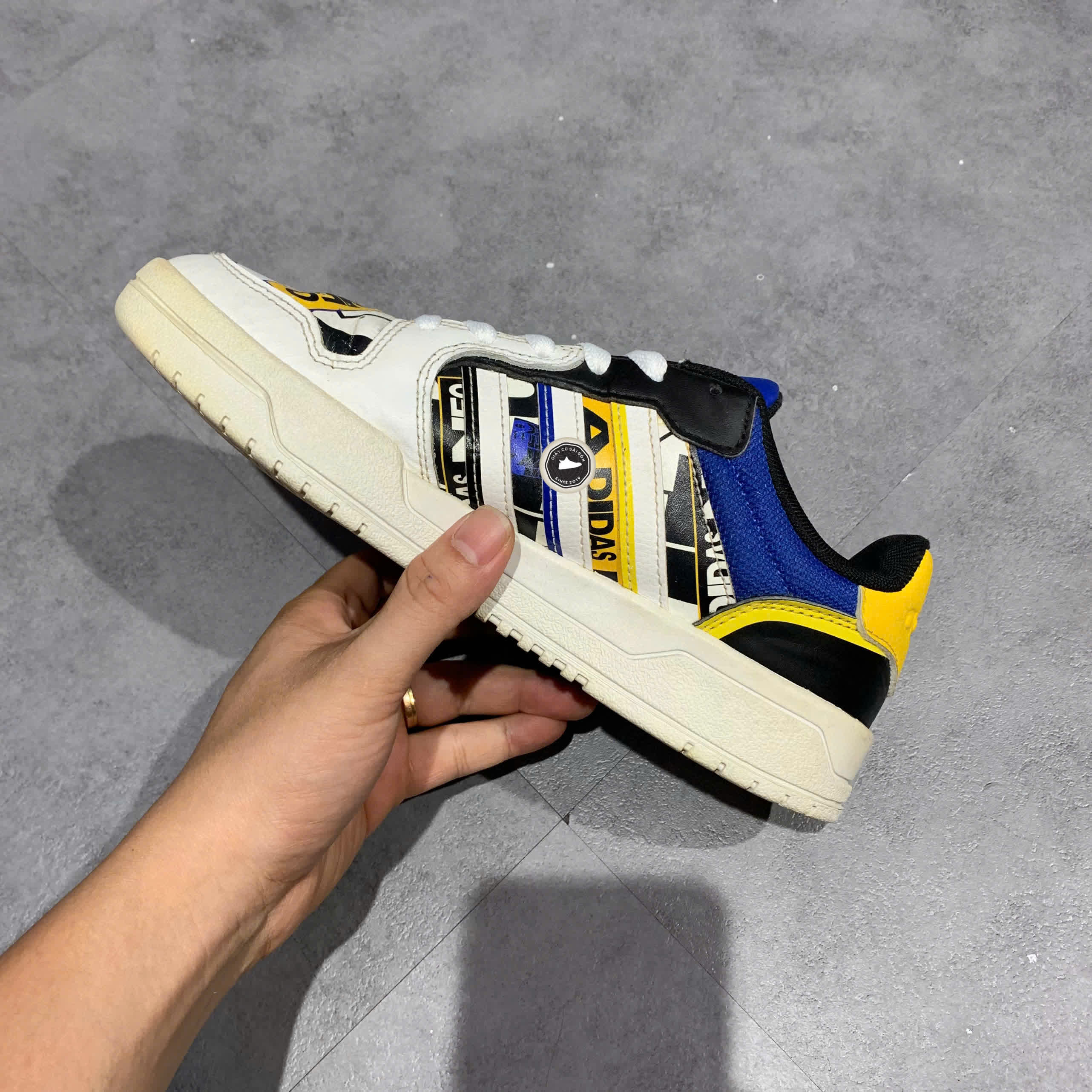 ADIDAS NEO ENTRAP 'WHITE YELLOW BLUE' GW7007 SIZE 39 1/3 GIÀY 2HAND CHÍNH HÃNG PVN20388