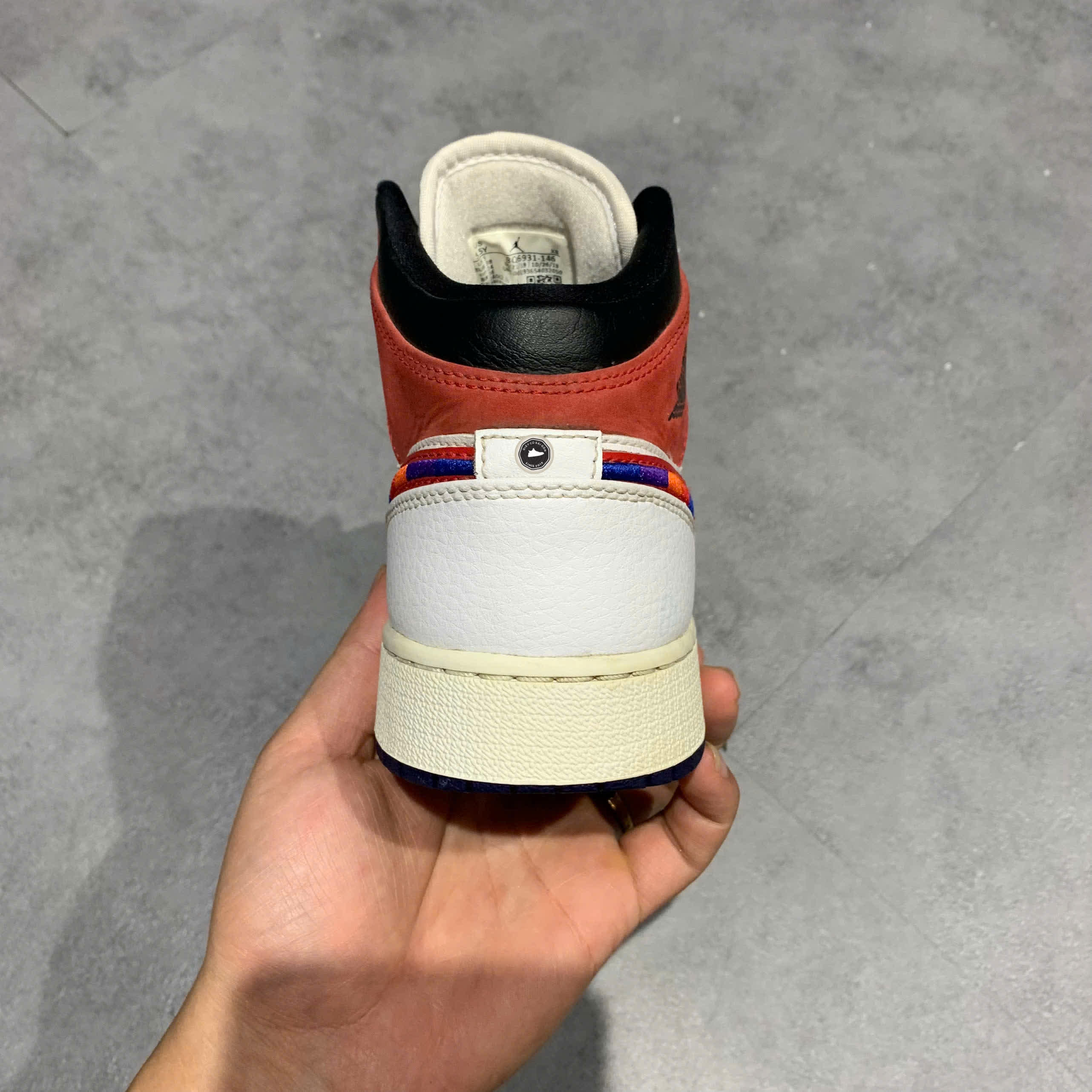 AIR JORDAN 1 MID SE GS RUSH BLUE UNIVERSITY RED BQ6931 146 SIZE 38 GIÀY 2HAND CHÍNH HÃNG PVN20782