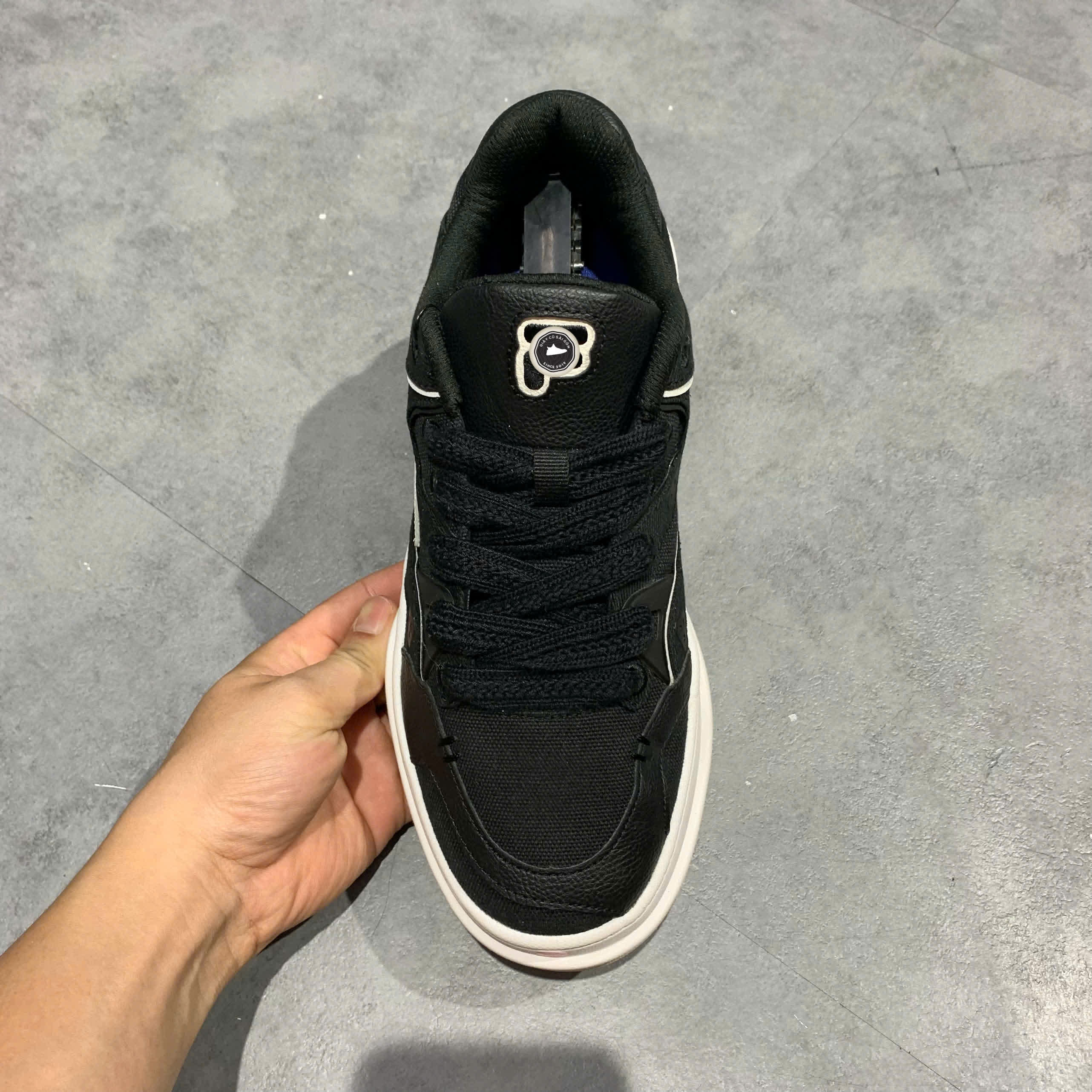 Fila Disruptor Premium T12M422912FBL SIZE 40 GIÀY 2HAND CHÍNH