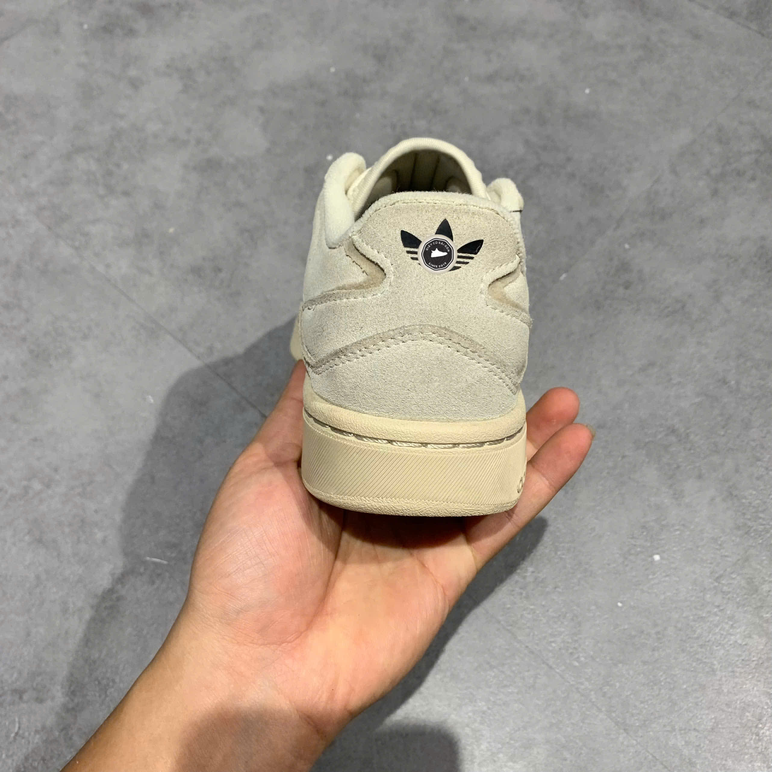 ADIDAS ORIGINALS COURTIC WHITE CORE BROWN GX4367 SIZE 40 GIÀY 2HAND CHÍNH HÃNG PVN20415