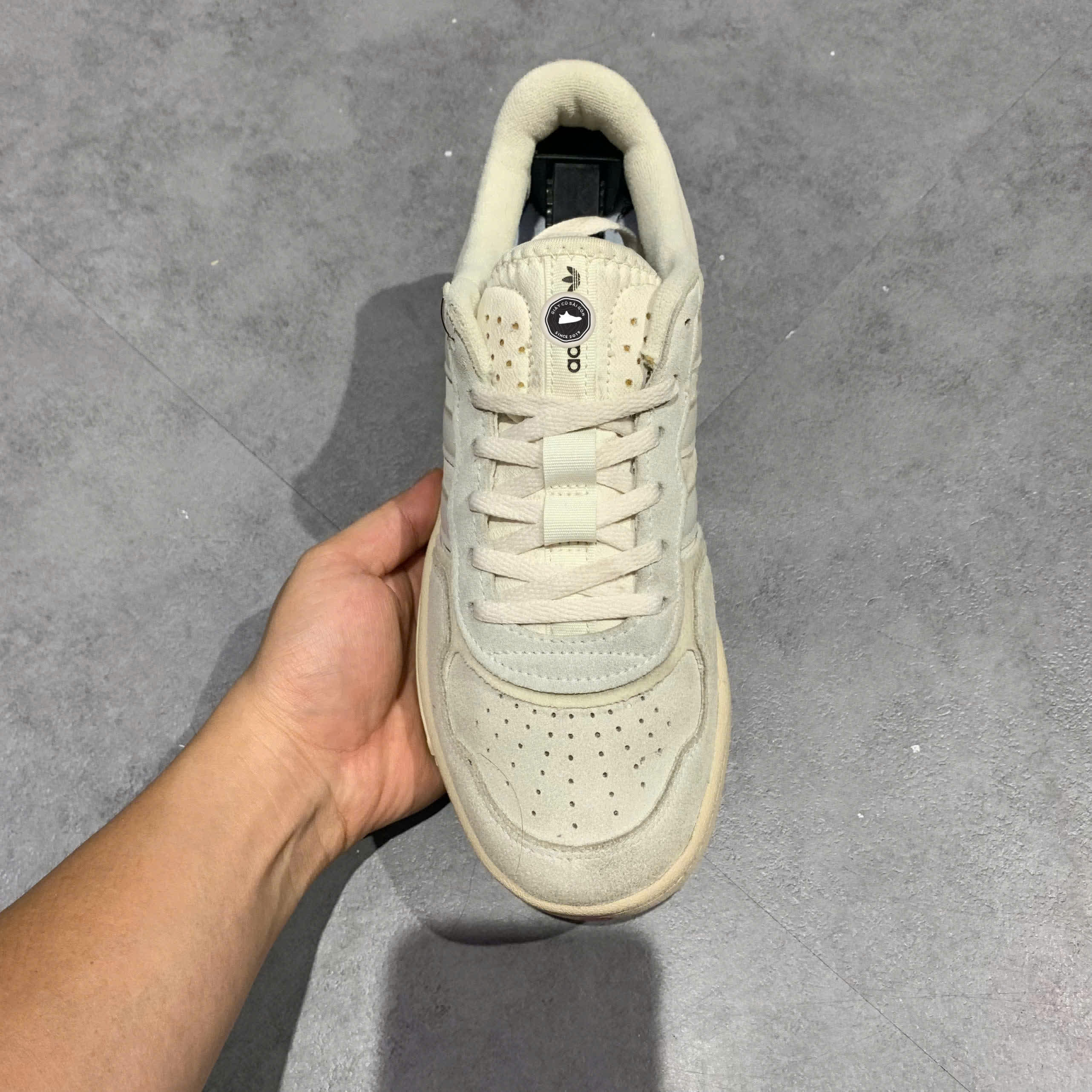 ADIDAS ORIGINALS COURTIC WHITE CORE BROWN GX4367 SIZE 40 GIÀY 2HAND CHÍNH HÃNG PVN20415