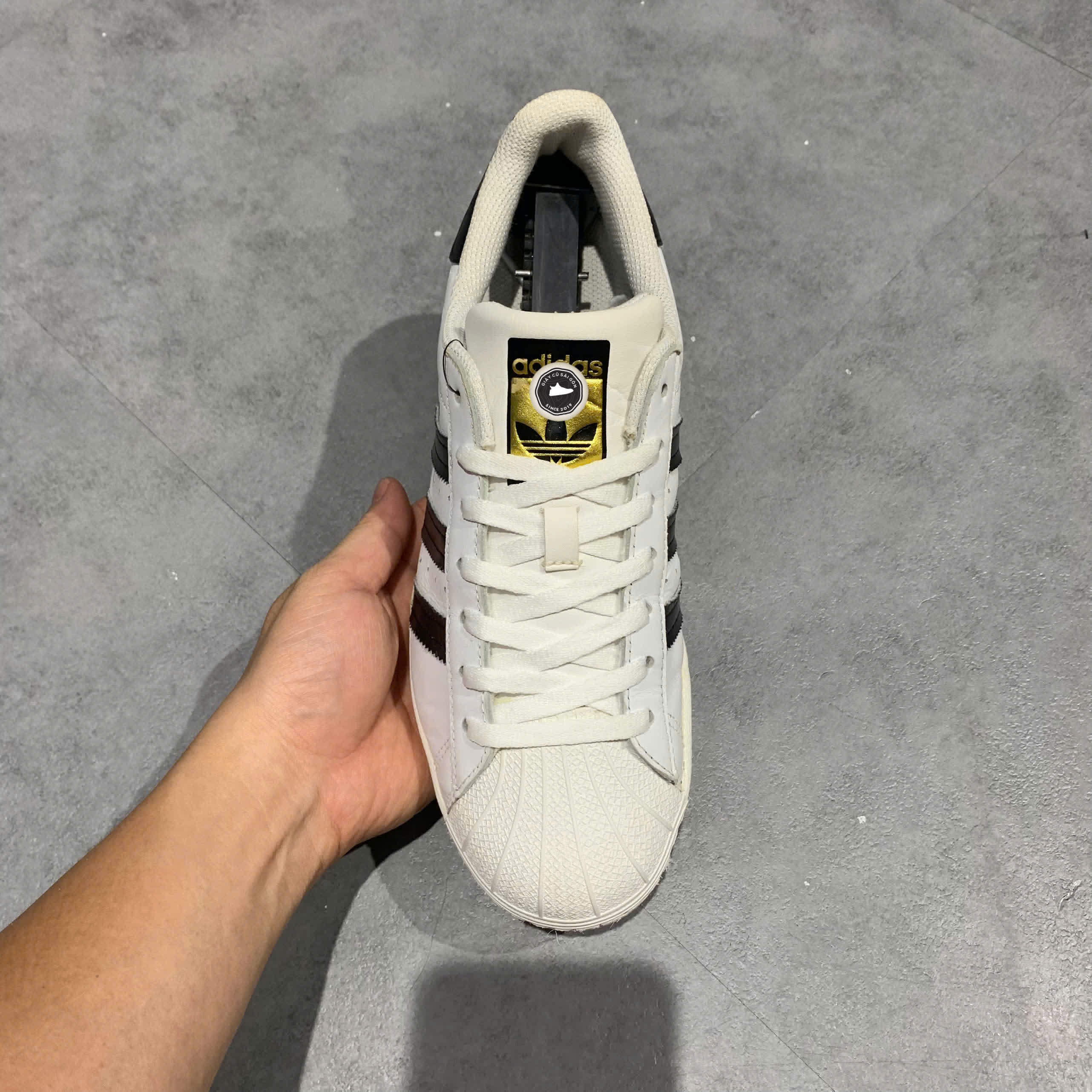 Adidas Superstar 'Footwear White Black' EG4958 SIZE 40 GIÀY 2HAND CHÍNH HÃNG PVN20383