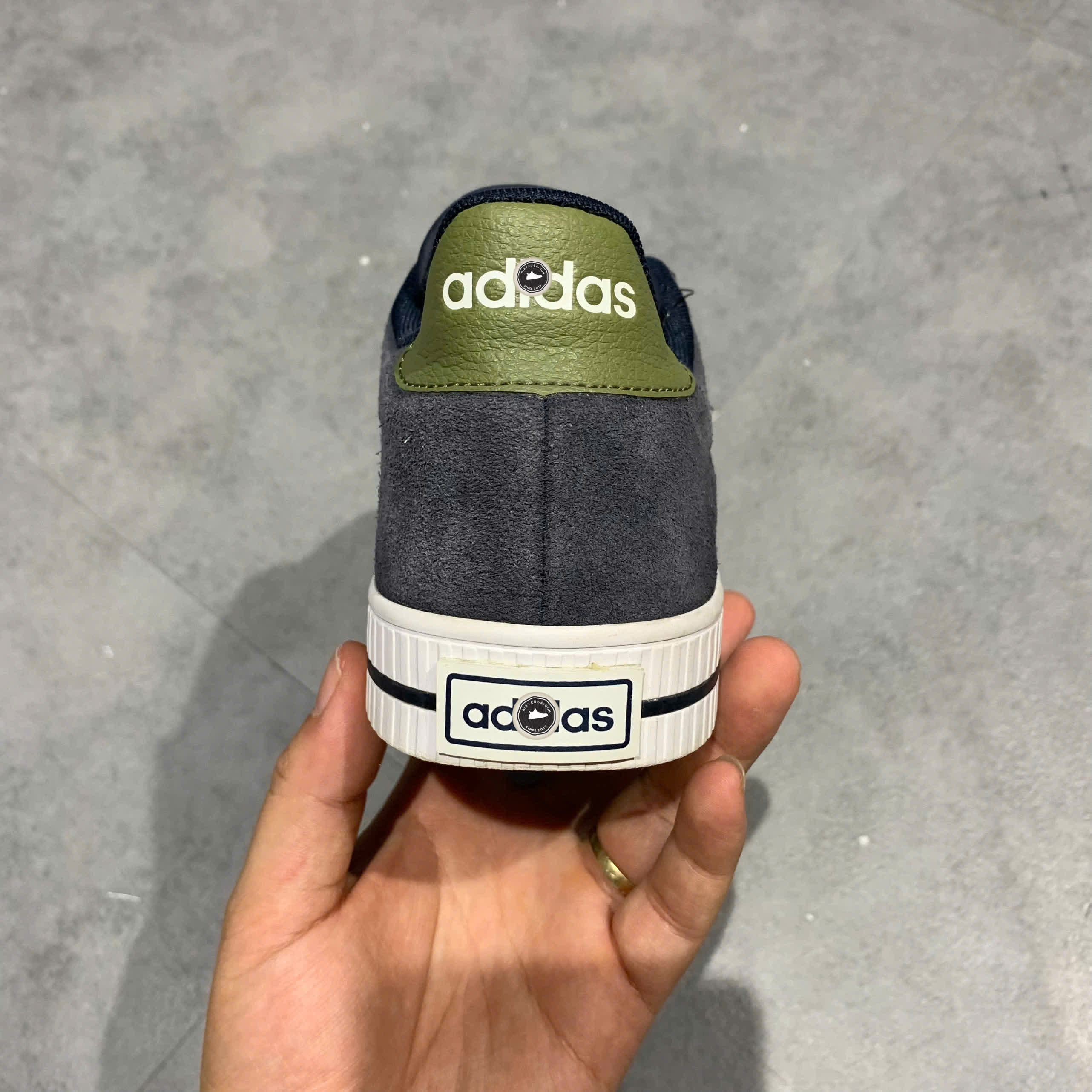 ADIDAS DAILY 3.0 NAVY OLIVE GREEN GW1917 SIZE 40 2/3 GIÀY 2HAND CHÍNH HÃNG PVN20485