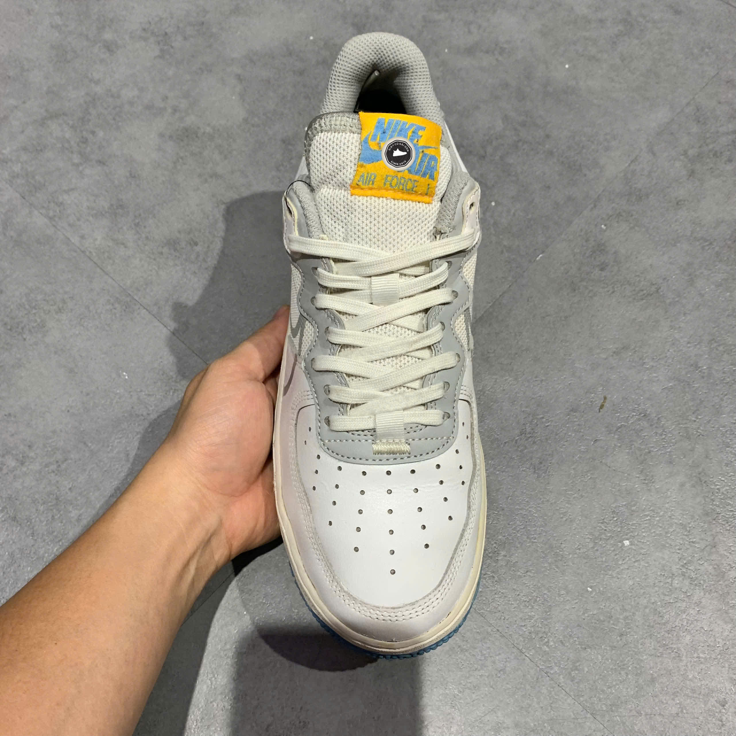 Nike Air Force 1 React 'Smoke Grey Gold' CT1020 100 SIZE 41 GIÀY 2HAND CHÍNH HÃNG PVN19933