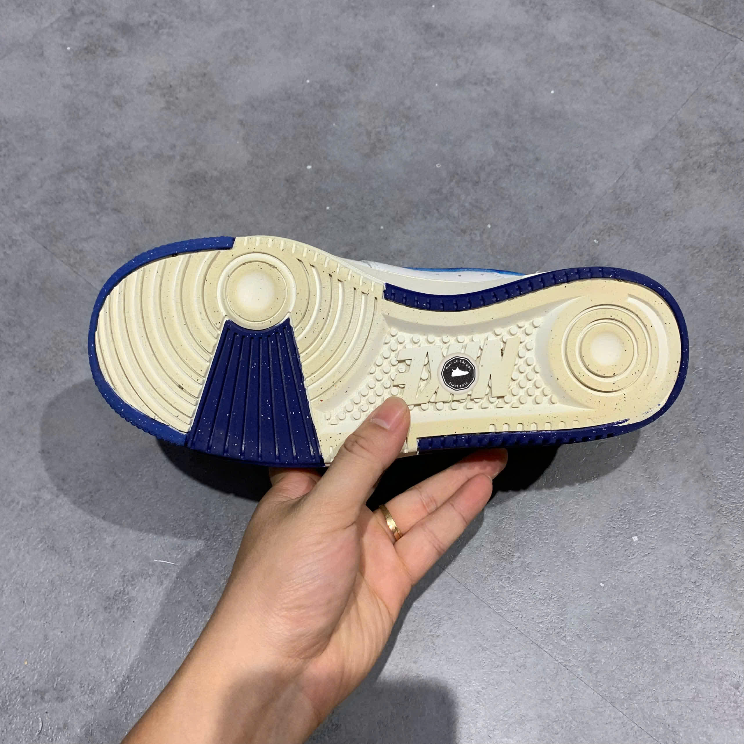 Nike Wmns Gamma Force 'White Game Royal' DX9176 101 SIZE 41 GIÀY 2HAND CHÍNH HÃNG  PVN20442