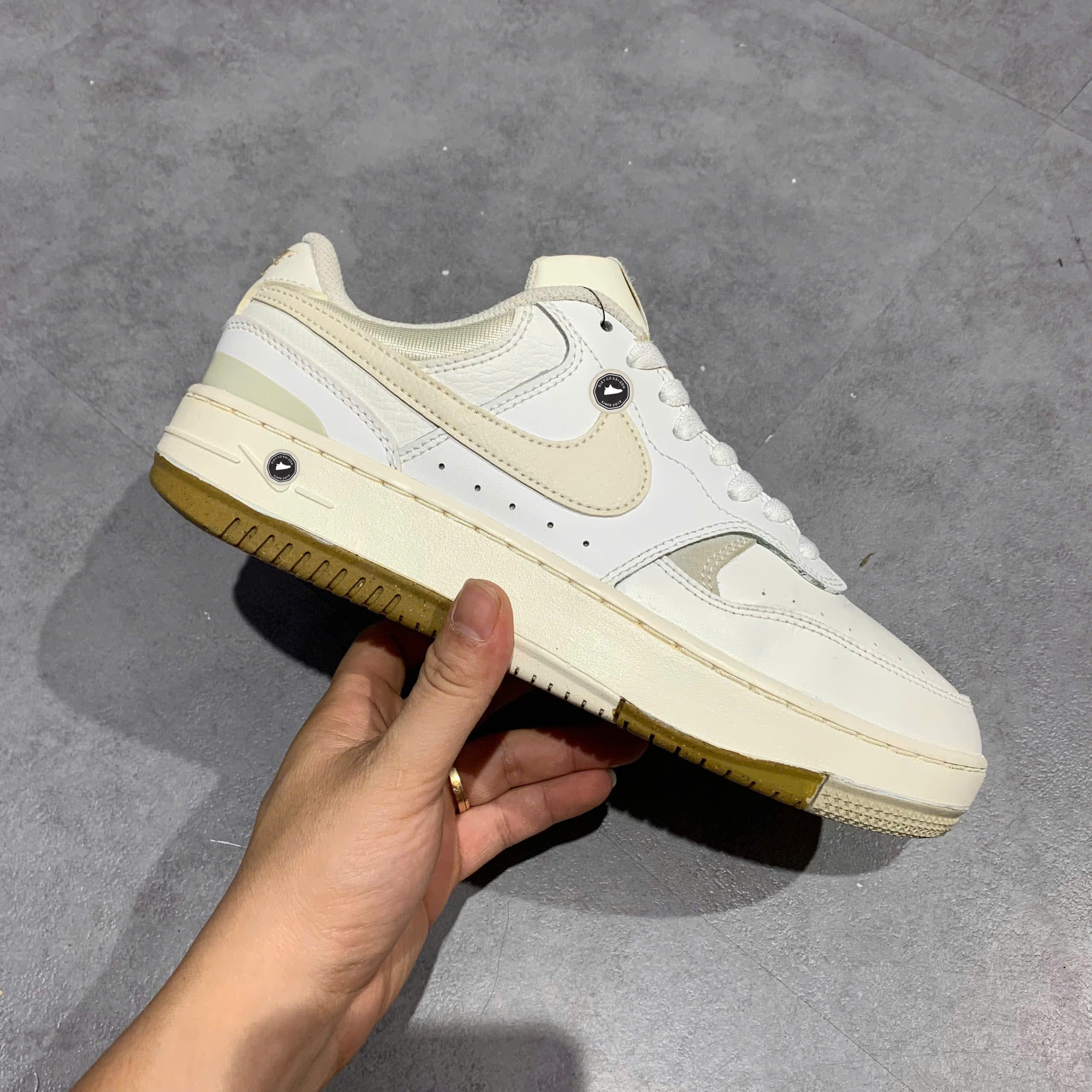 NIKE WMNS GAMMA FORCE 'WHITE PHANTOM' DX9176-103 SIZE 41 GIÀY 2HAND CHÍNH HÃNG  PVN20604