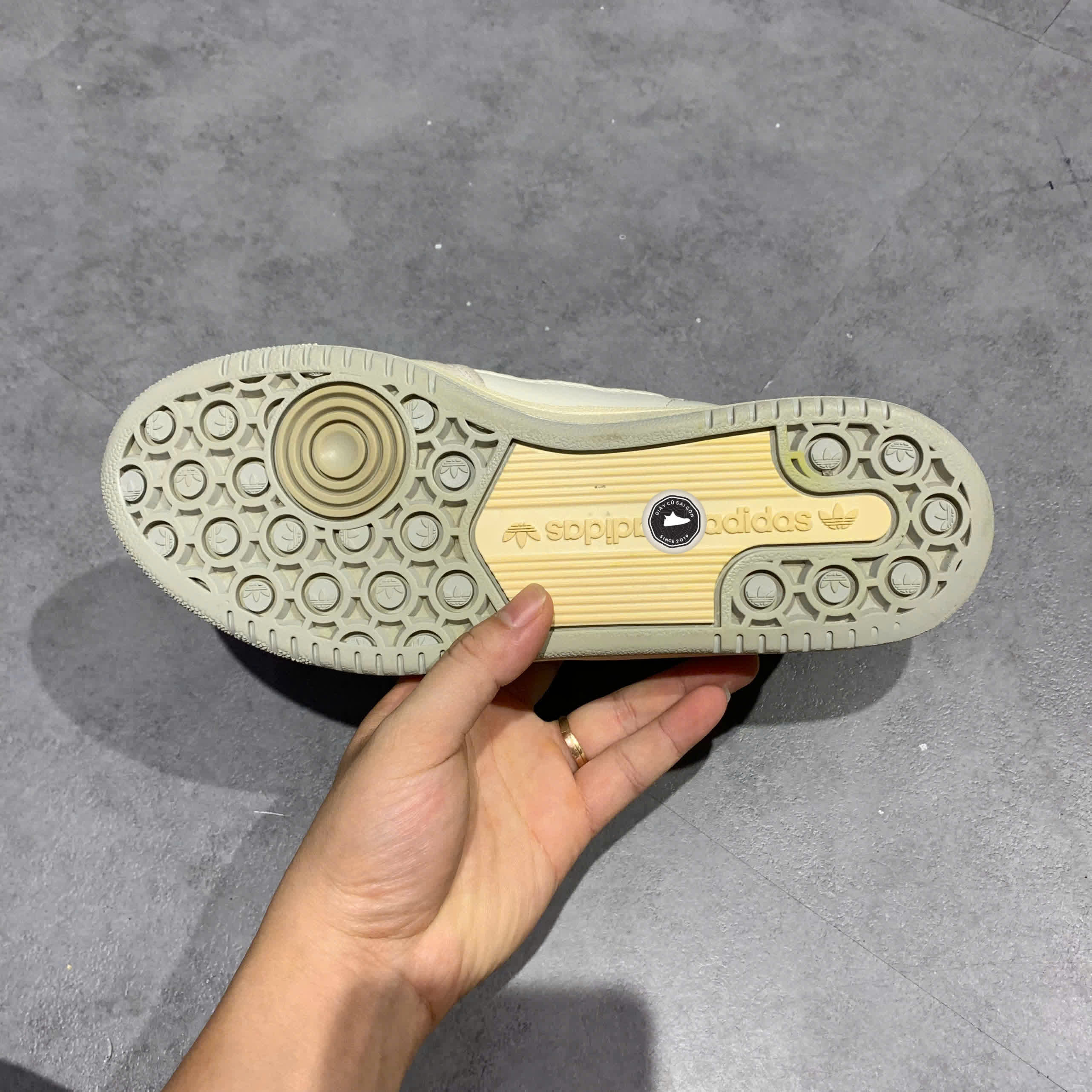 Adidas Originals Centennial 85 Low Cloud White Grey GX2213 SIZE 41 1/3 GIÀY 2HAND CHÍNH HÃNG PVN20536