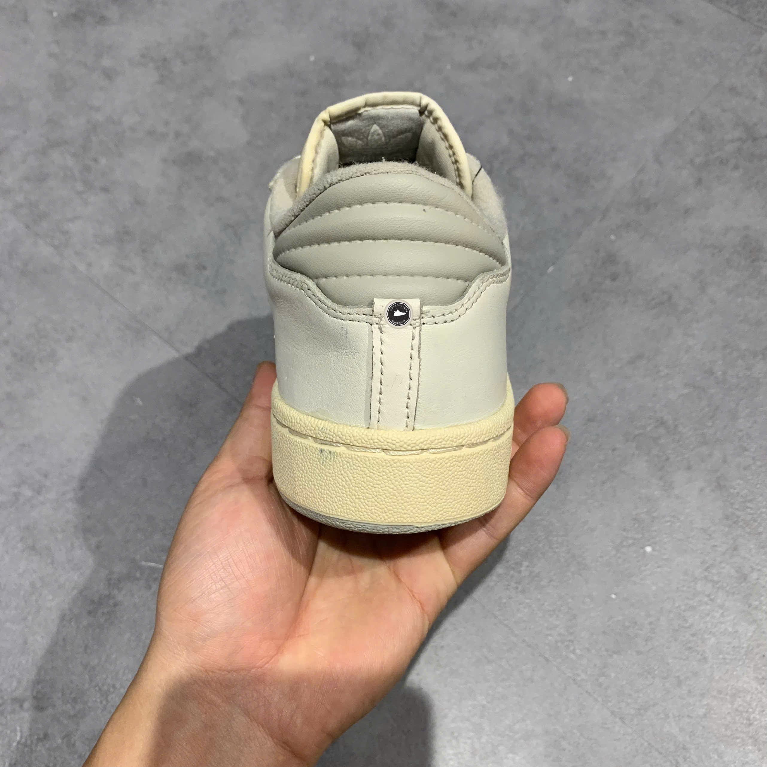 Adidas Originals Centennial 85 Low Cloud White Grey GX2213 SIZE 41 1/3 GIÀY 2HAND CHÍNH HÃNG PVN20536