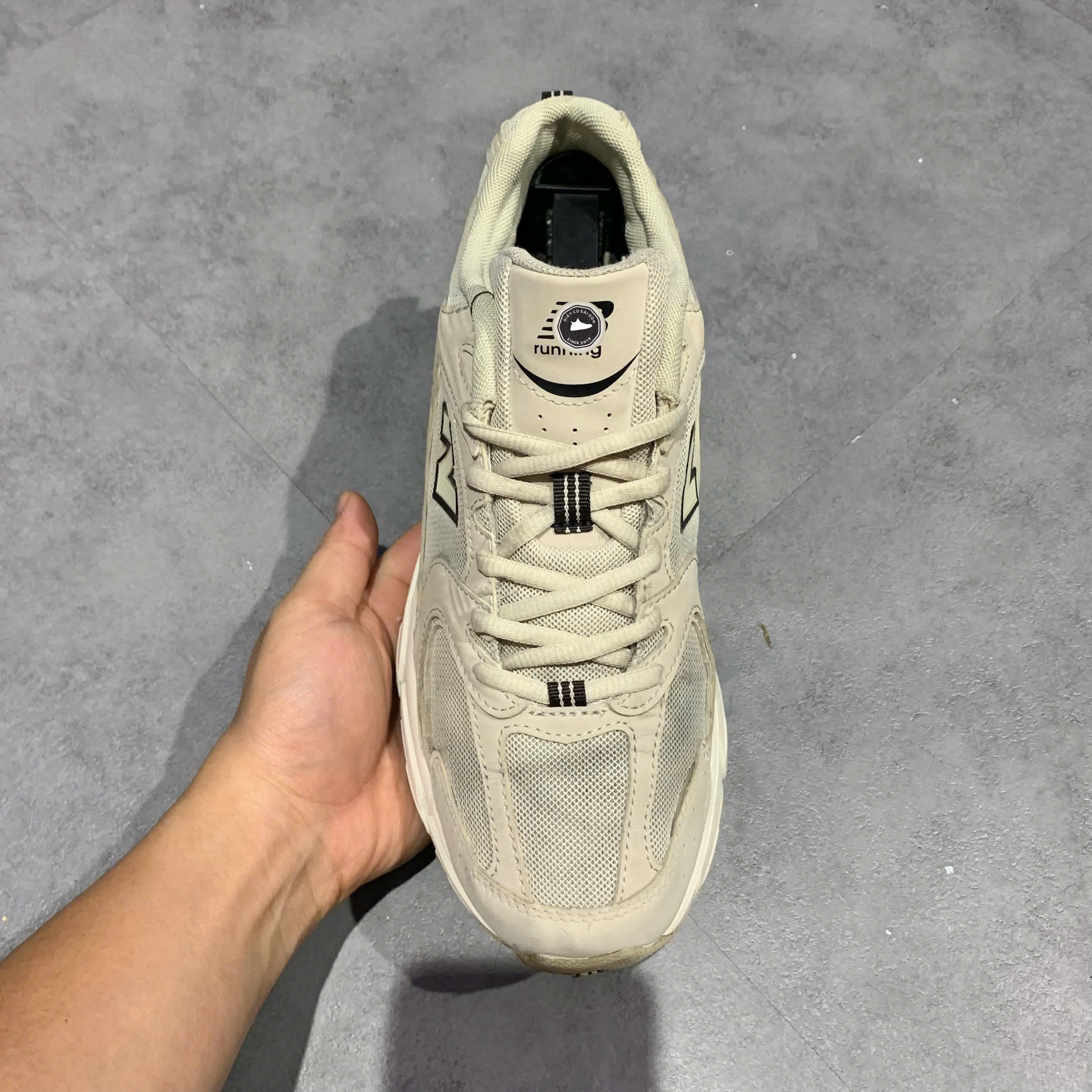 NEW BALANCE 530 'IVORY' MR530SH SIZE 41.5 GIÀY 2HAND CHÍNH HÃNG PVN21022