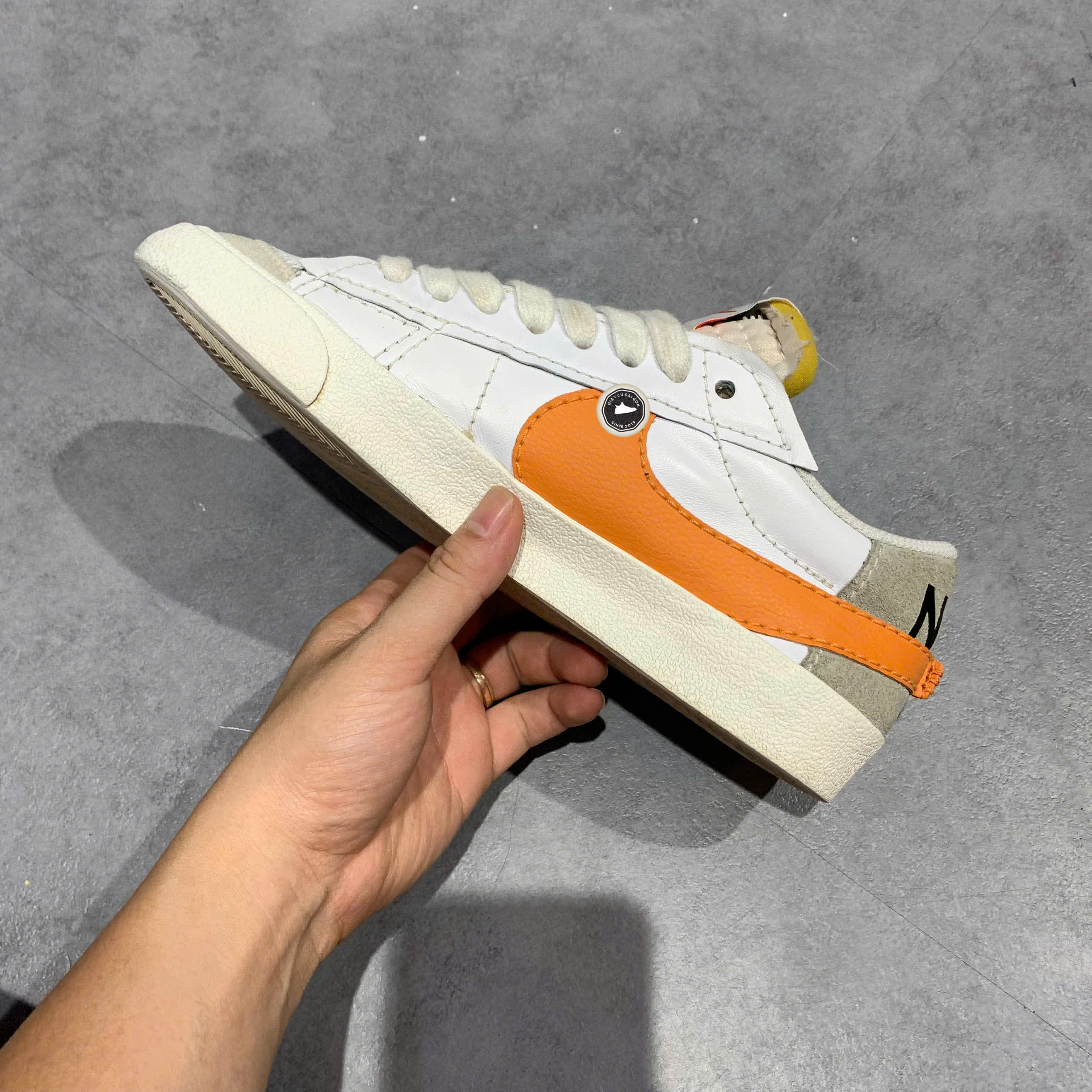 Nike Blazer Low '77 Jumbo 'White Alpha Orange' DN2158-100 SIZE 41 GIÀY 2HAND CHÍNH HÃNG PVN20529