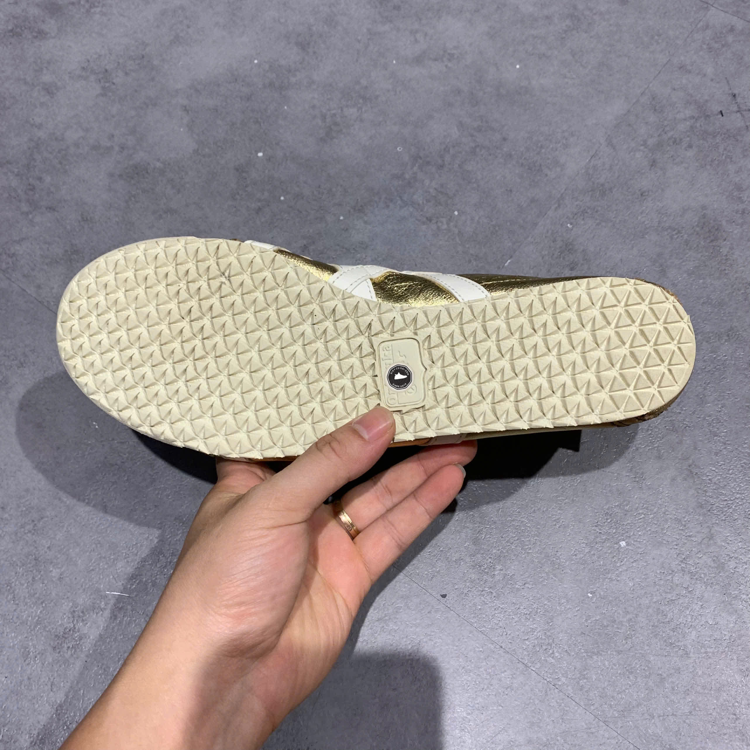 Onitsuka Tiger Mexico 66 THL7C2 SIZE 41.5 GIÀY 2HAND CHÍNH HÃNG PVN20444