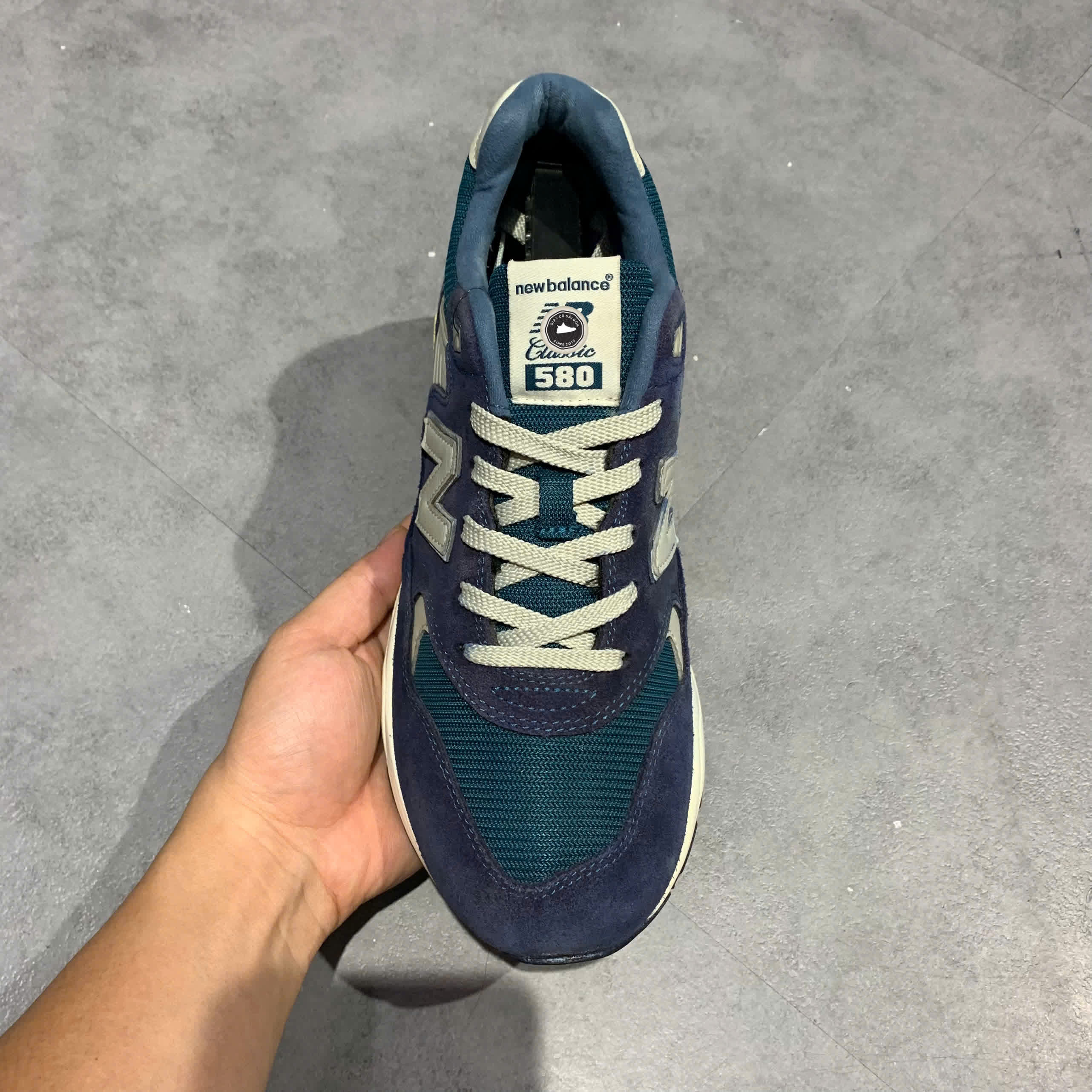 NEW BALANCE 580 ELITE 'NAVY' MRT580TU SIZE 41.5 GIÀY 2HAND CHÍNH HÃNG PVN21010