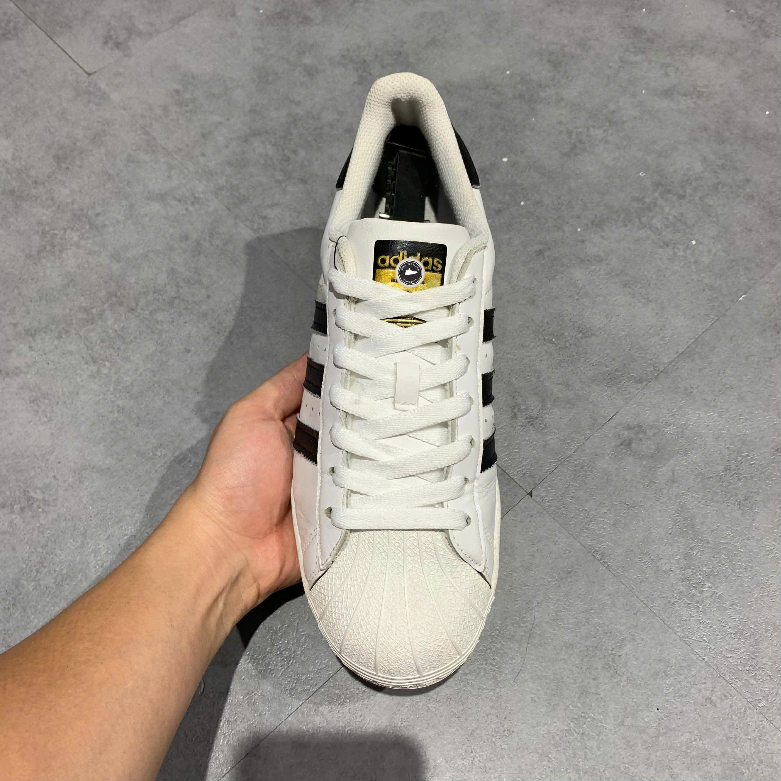 ADIDAS SUPERSTAR 'FOOTWEAR WHITE BLACK' EG4958 SIZE 41 1/3 GIÀY 2HAND CHÍNH HÃNG PVN21359