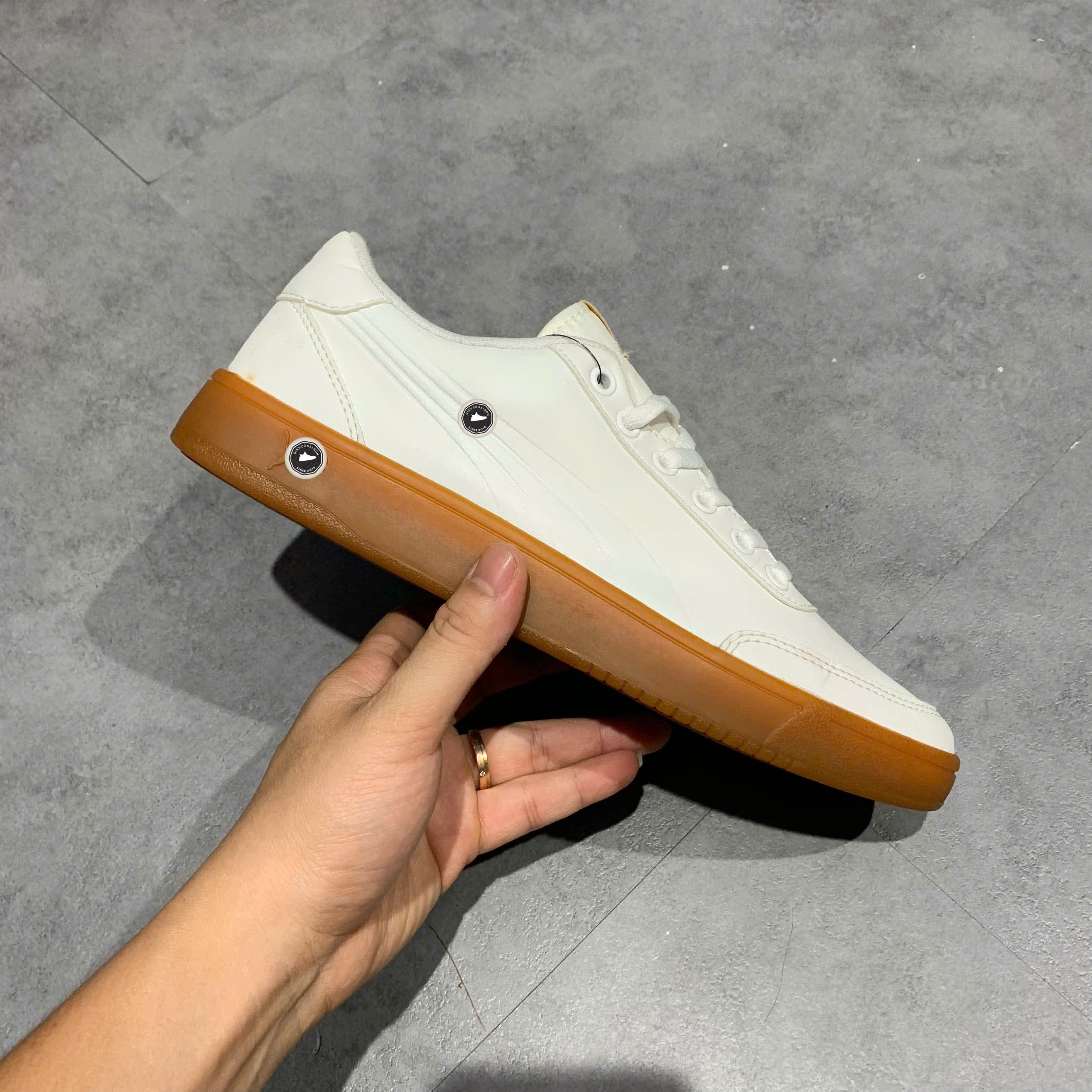 PUMA Court Breaker L Mono 'White Brown' 364976 04 SIZE 41 GIÀY 2HAND CHÍNH HÃNG PVN21149