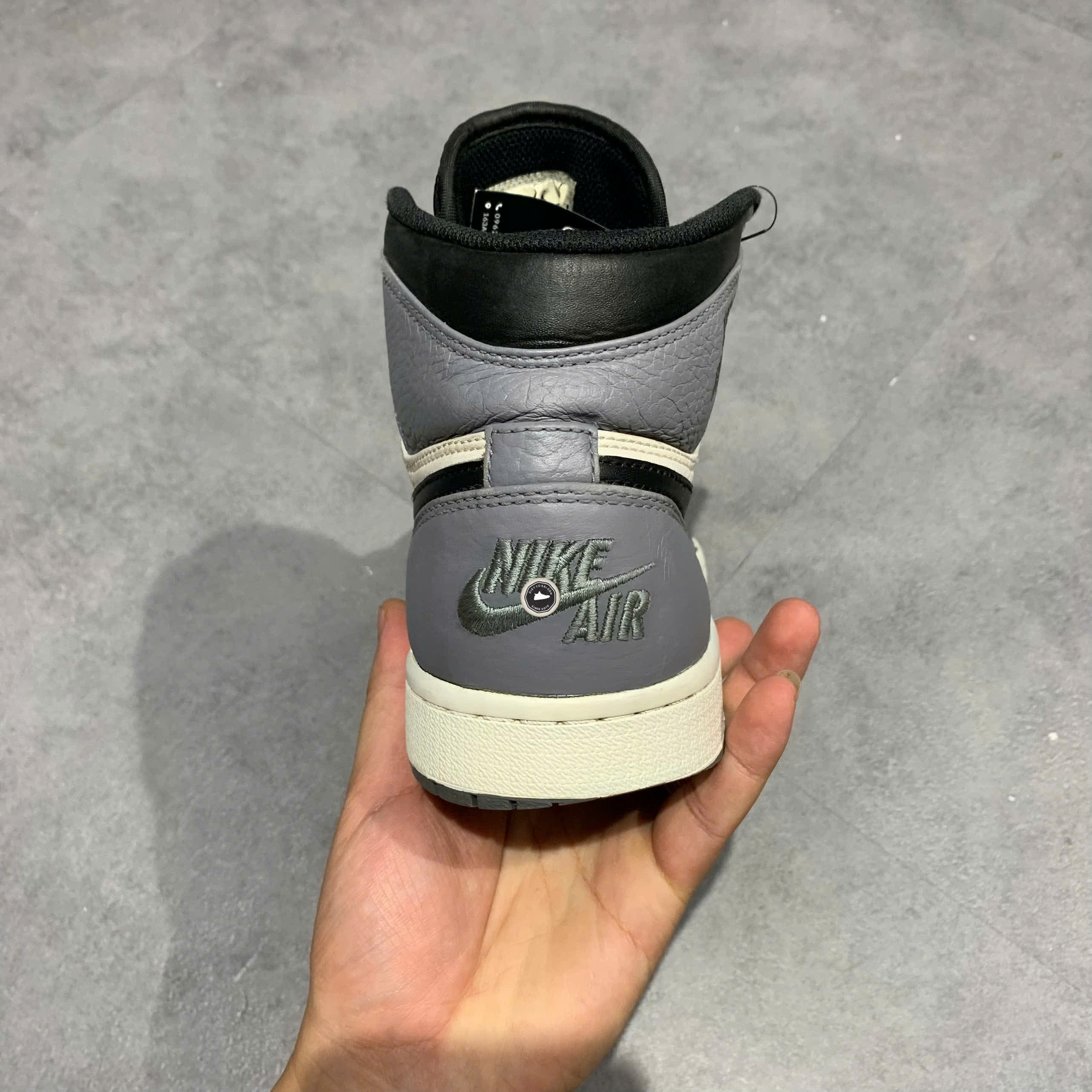 JORDAN 1 RETRO HIGH 'RARE AIR - COOL GREY' 332550 024 SIZE 41 GIÀY 2HAND CHÍNH HÃNG PVN21088