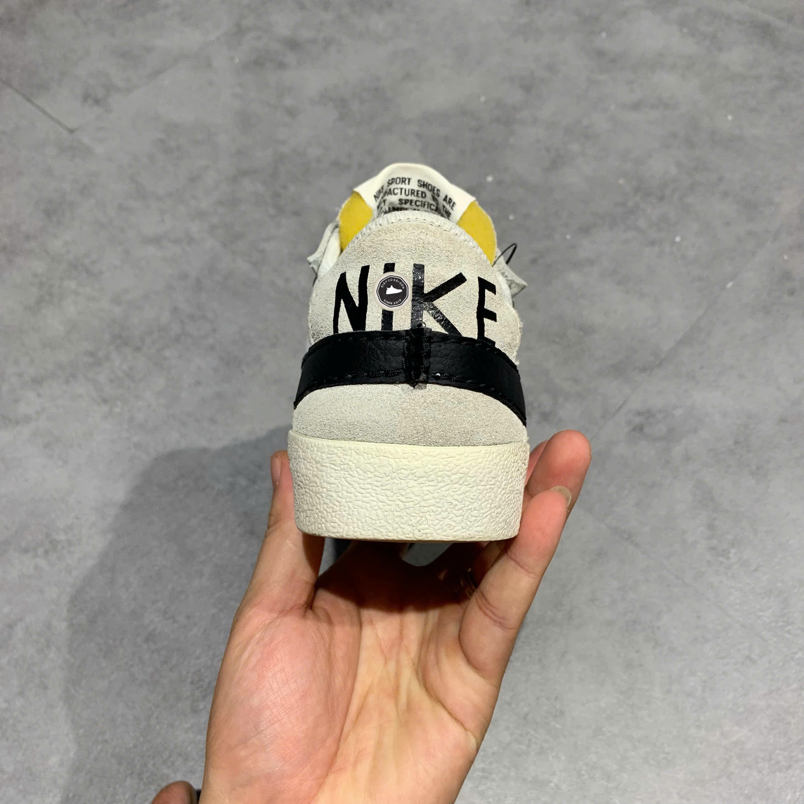 Nike Blazer Low 77 Jumbo White Black DN2158-101 SIZE 42 GIÀY 2HAND CHÍNH HÃNG PVN21206