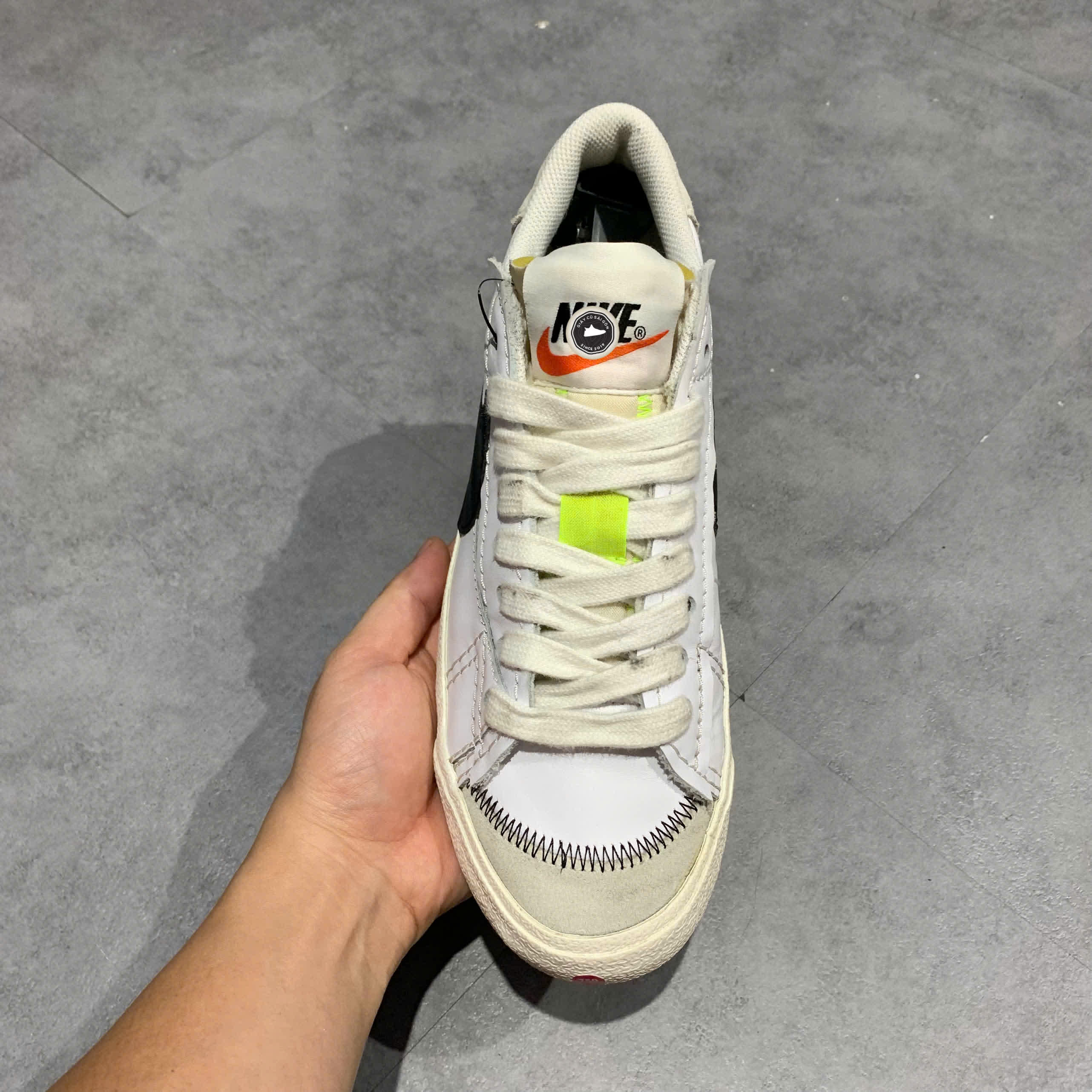 Nike Blazer Low 77 Jumbo White Black DN2158-101 SIZE 42 GIÀY 2HAND CHÍNH HÃNG PVN21206