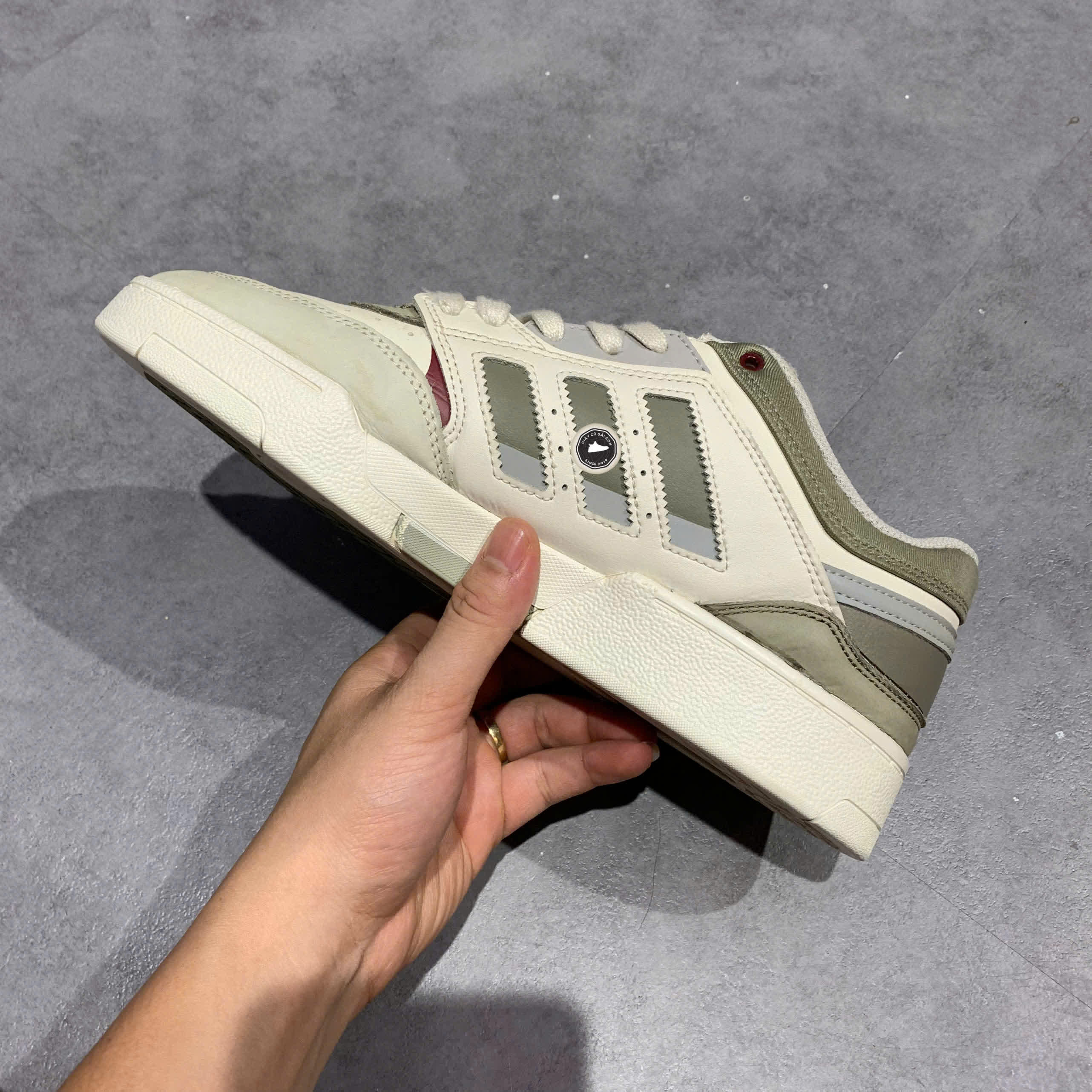 ADIDAS ORIGINALS DROP STEP 'WHITE DARK GREEN' GW9734 SIZE 42 GIÀY 2HAND CHÍNH HÃNG PVN21180