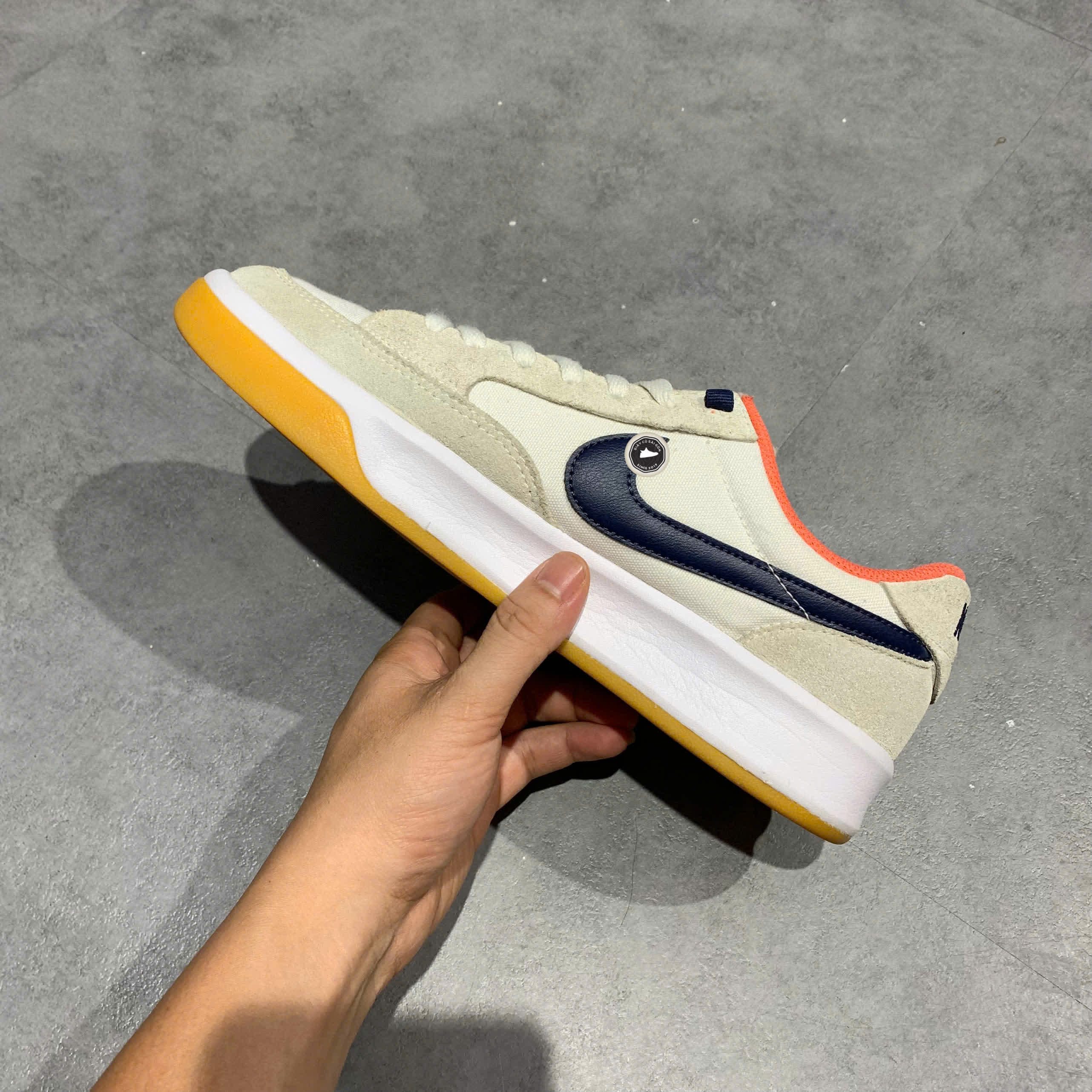 Nike SB Adversary Premium 'Turf Orange Gum Light Brown' CW7456 102 SIZE 42 GIÀY 2HAND CHÍNH HÃNG PVN21271