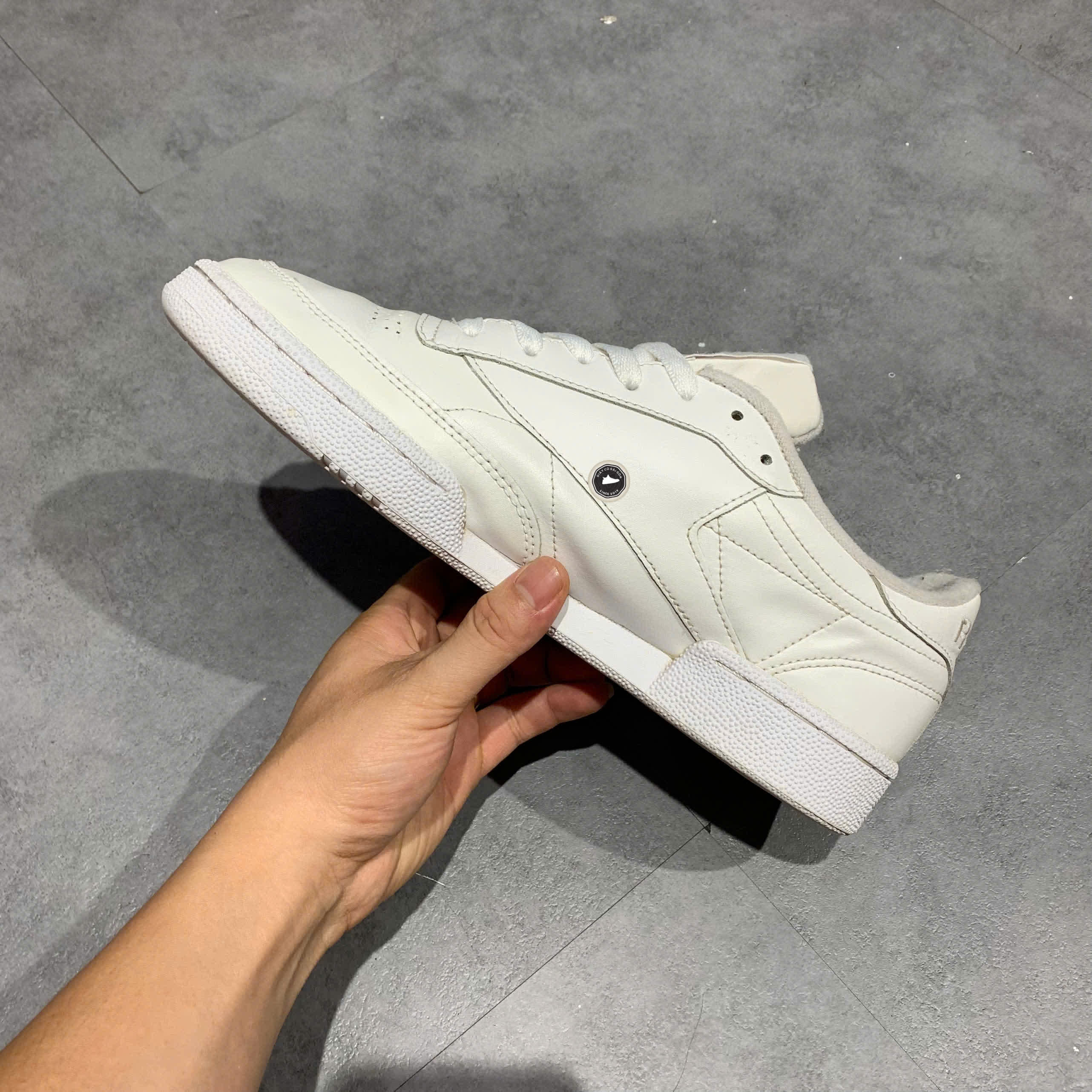 Reebok Club C 85 MU ‘White Scarlett Red Navy’ EH0640 SIZE 42.5 GIÀY 2HAND CHÍNH HÃNG PVN21159