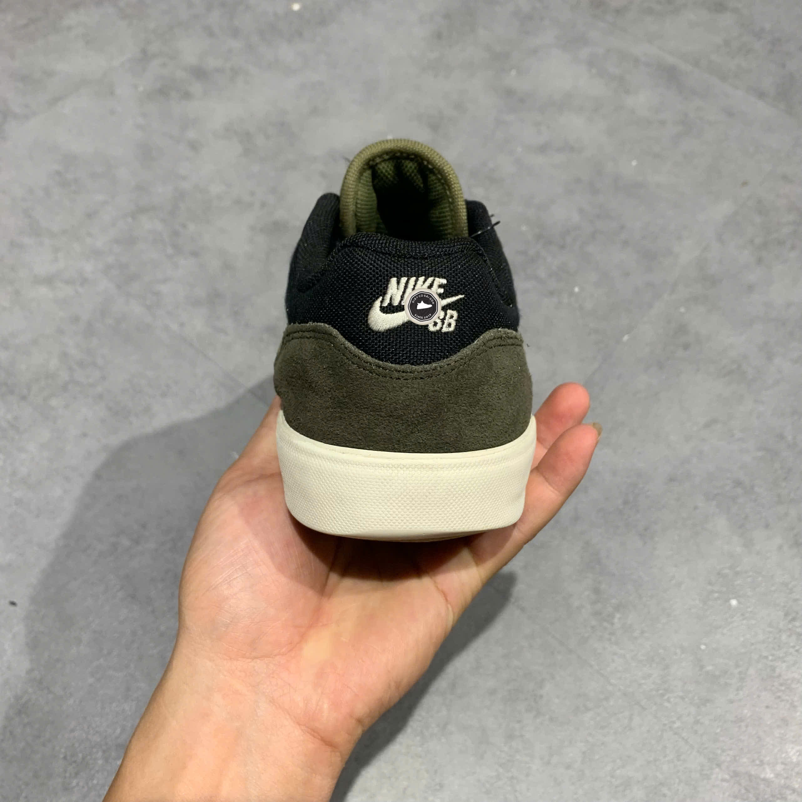 NIKE SB MALOR 'MEDIUM OLIVE' FV6064 200 SIZE 42 GIÀY 2HAND CHÍNH HÃNG PVN21348