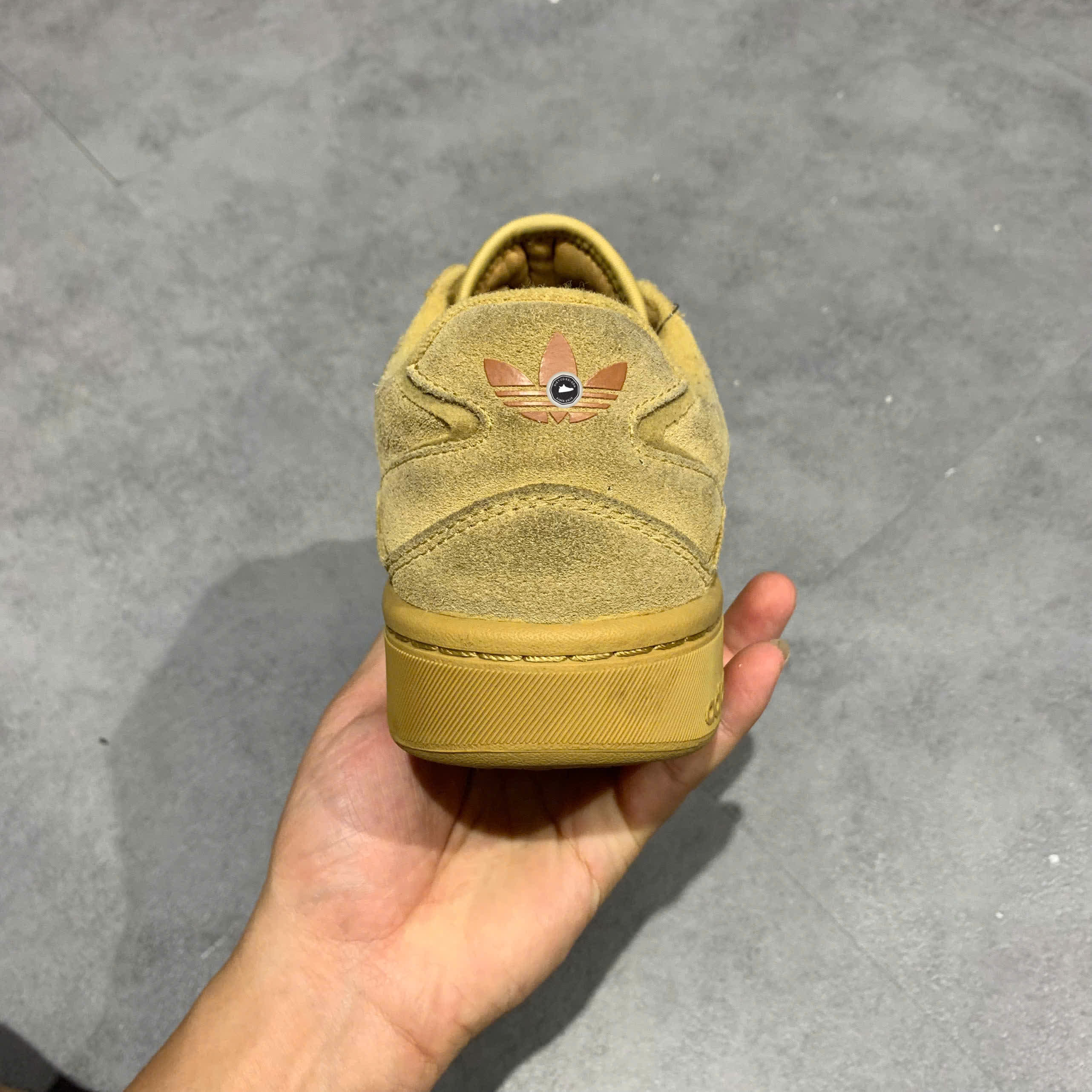 ADIDAS COURTIC 'WONDER BEIGE CLAY' ID6070 SIZE 42 GIÀY 2HAND CHÍNH HÃNG PVN21169