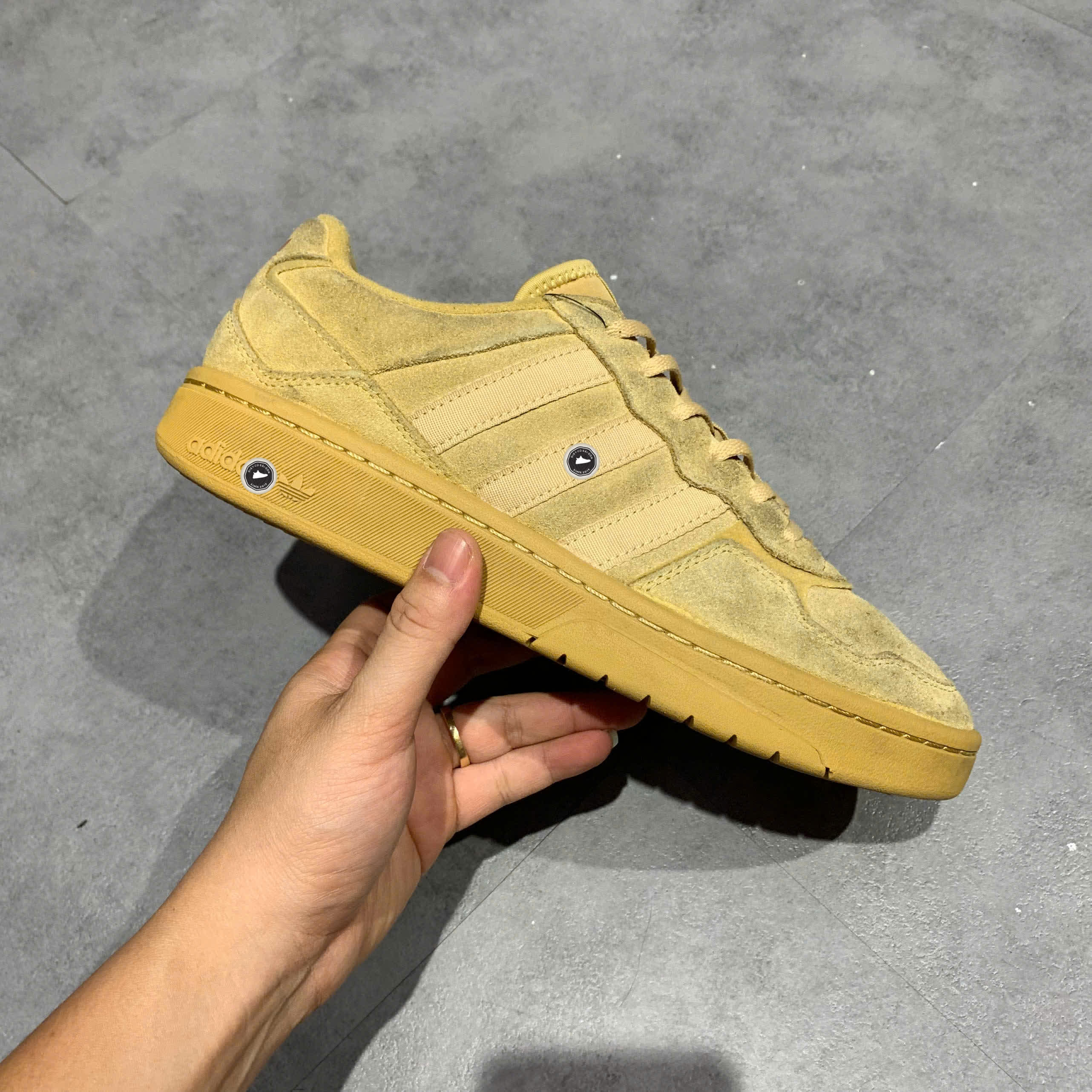 ADIDAS COURTIC 'WONDER BEIGE CLAY' ID6070 SIZE 42 GIÀY 2HAND CHÍNH HÃNG PVN21169