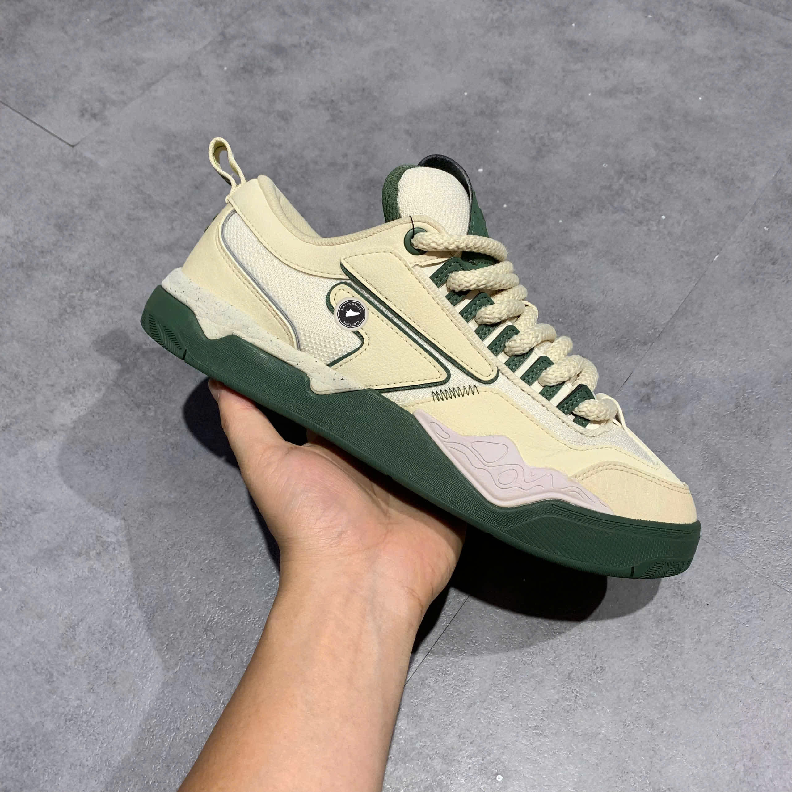 FILA FUSION x NOLLIE Skateboarding Sneakers 'Beige Black' T12M332301FWB SIZE 42 GIÀY 2HAND CHÍNH HÃNG PVN21369