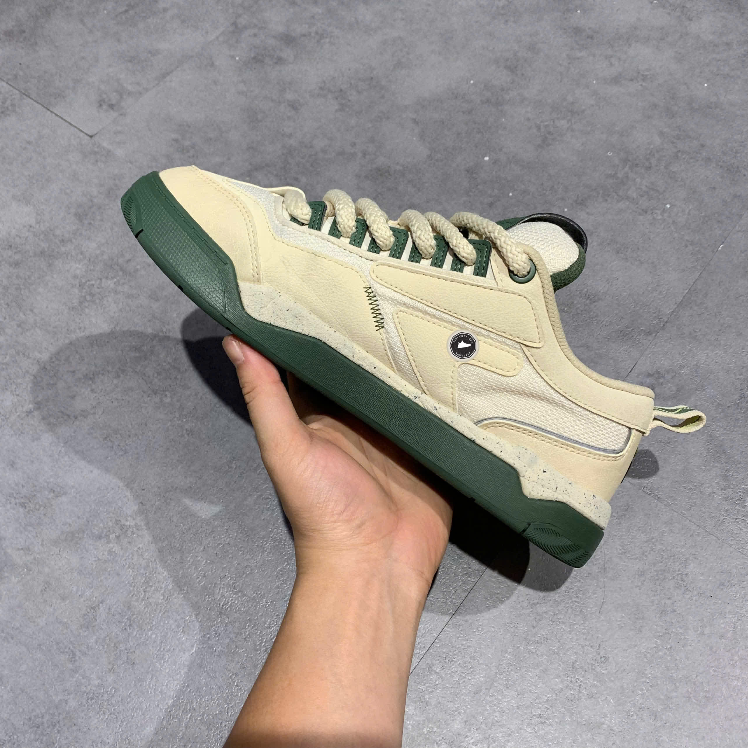 FILA FUSION x NOLLIE Skateboarding Sneakers 'Beige Black' T12M332301FWB SIZE 42 GIÀY 2HAND CHÍNH HÃNG PVN21369