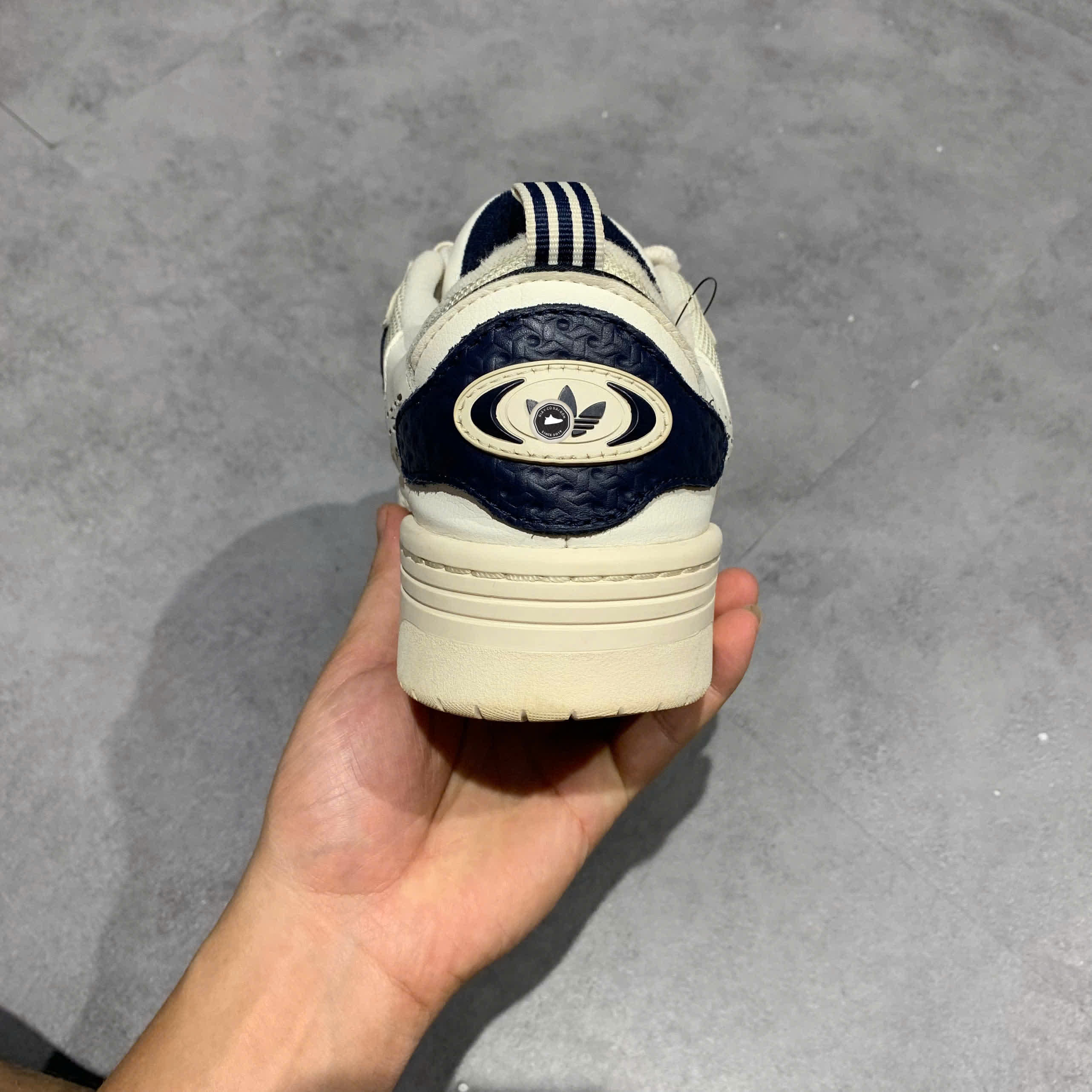 ADIDAS ORIGINALS ADI2000 'WHITE DARK INK' IF0882 SIZE 42 2/3 GIÀY 2HAND CHÍNH HÃNG PVN21312